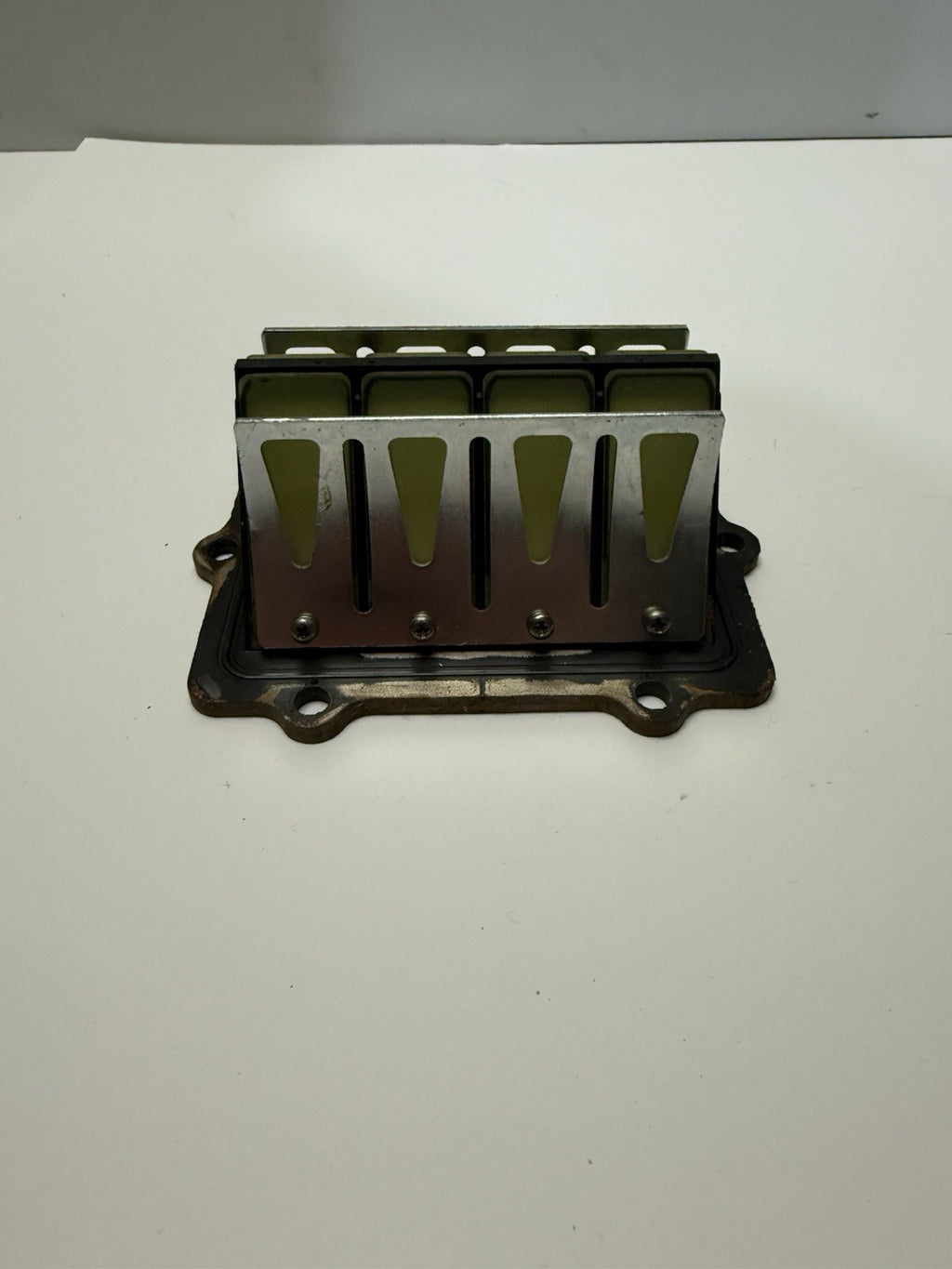 1996-2004 Polaris SLTX SL 900 Genesis 1200 OEM Reed Block Assembly 1201595