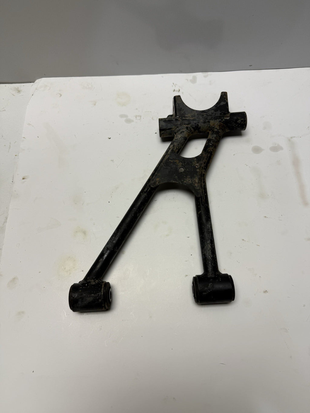 2005 Yamaha Kodiak 450 OEM Right Rear Upper Suspension A-Arm