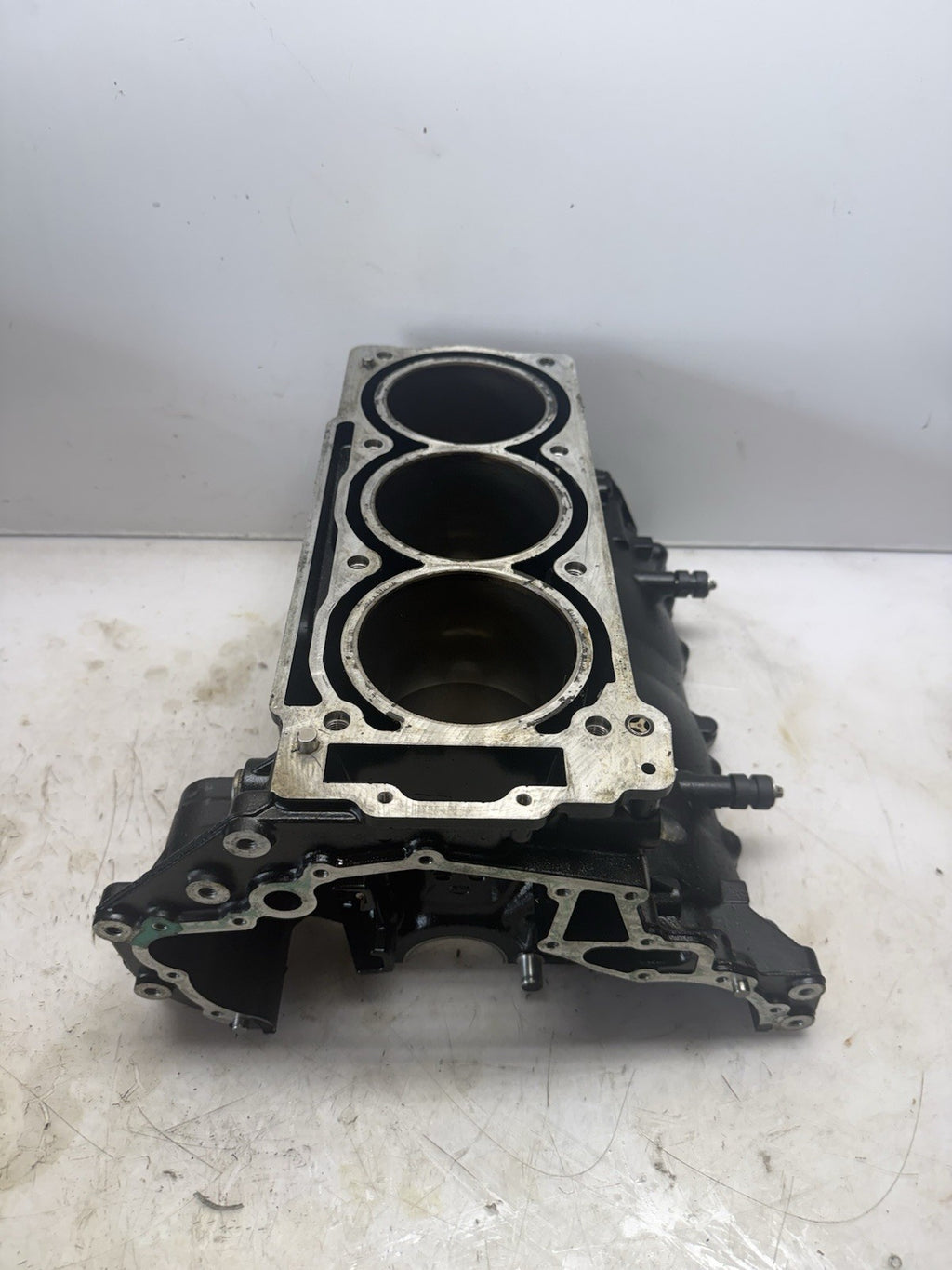 FRESHWATER 2004-2005 Sea-Doo GTX 155 / RXT 215 OEM Engine Cylinder Block Cases