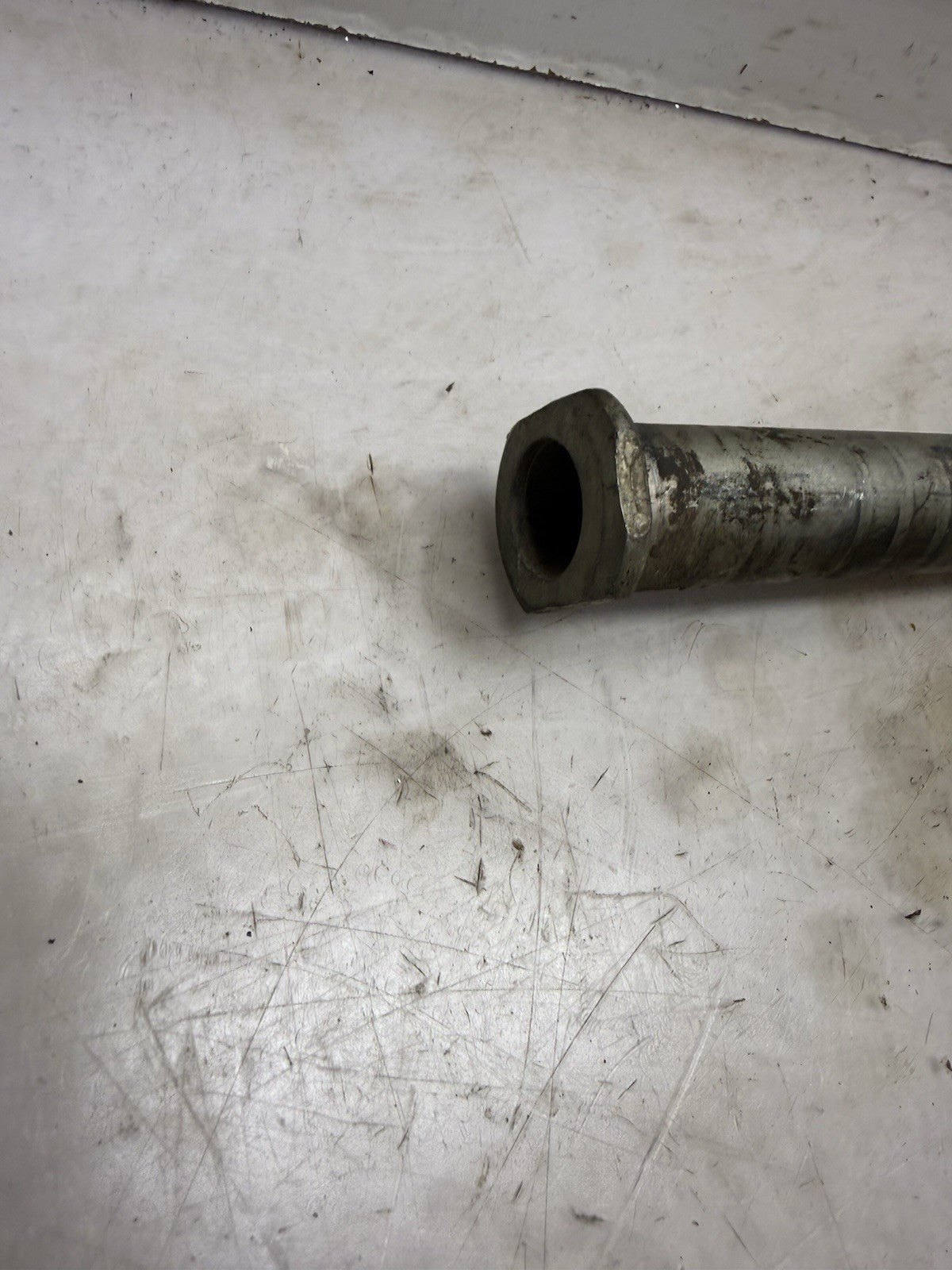 2000-2017 Honda CRF250R CRF250X Rear Wheel Axle Bolt Shaft 42301-KZ4-J40