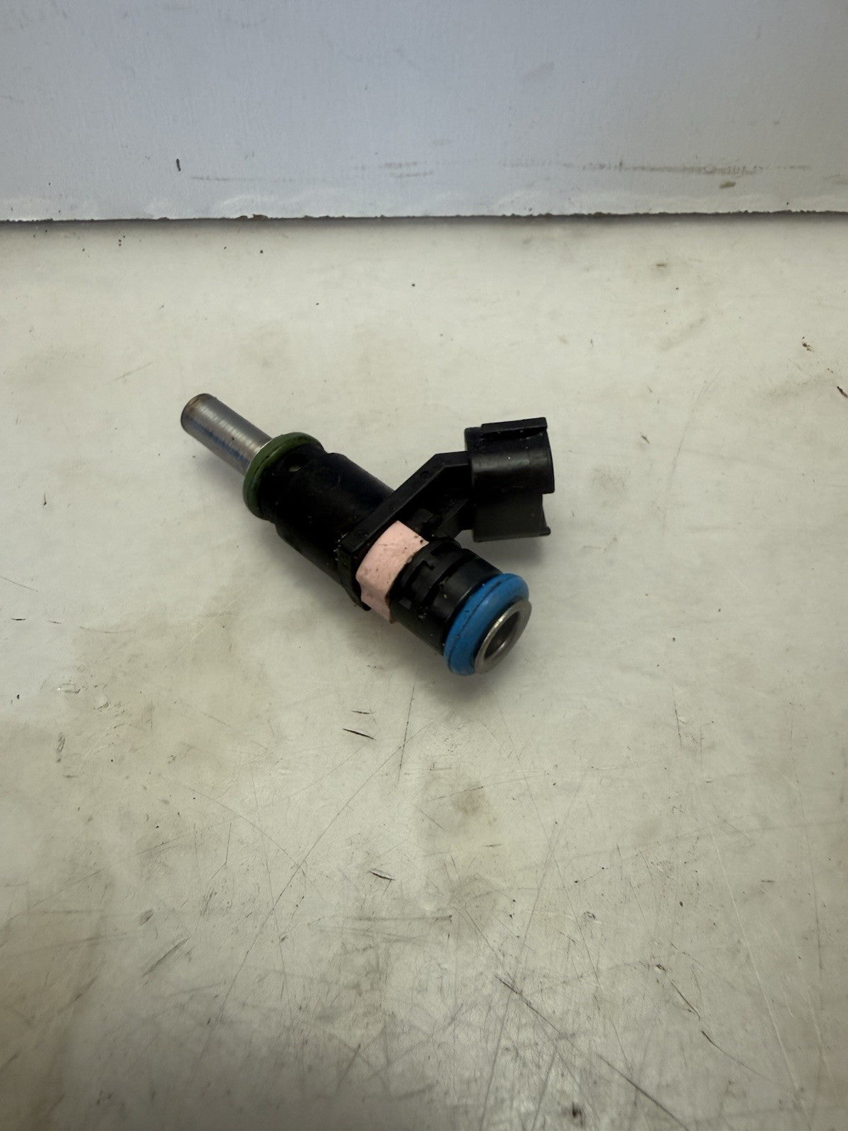 2014-2018 Sea-Doo SPARK Trixx 900 OEM Gas Fuel Injector 420874838 420874847