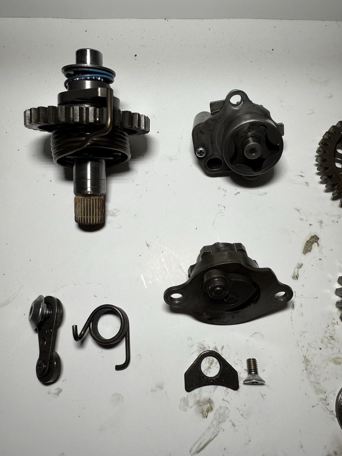 2006-2009 YAMAHA YZ450F OEM ENGINE TRANSMISSION TRANNY ASSEMBLY SHAFTS & GEARS