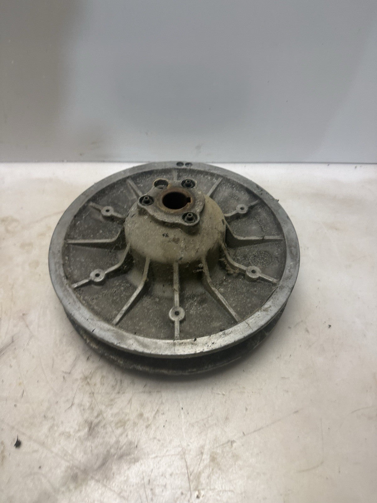 1995 Ski-Doo Formula Deluxe 500 Rotax Snowmobile OEM Secondary Driven Clutch