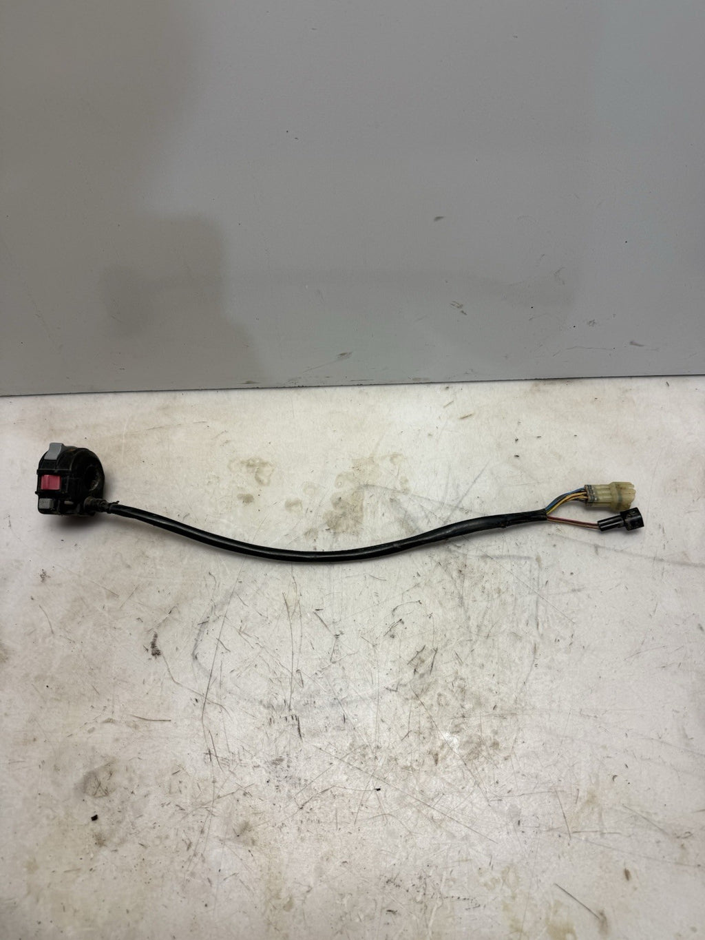 2004-2005 Yamaha YFZ450 OEM Left Handlebar Switch Control 5TG-83973-00-00