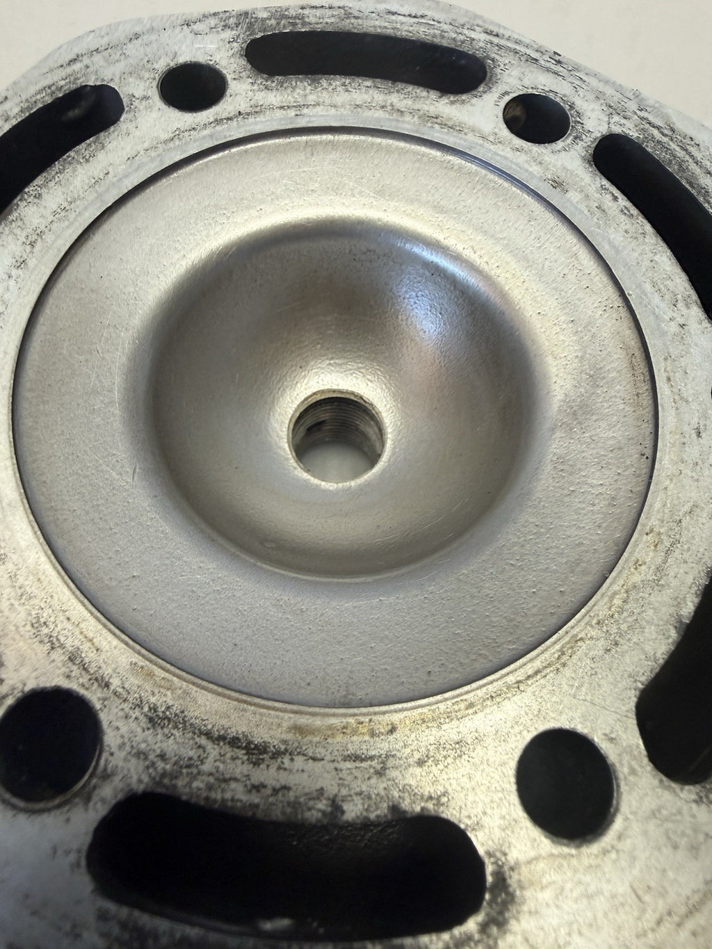 1994-1995 Polaris SL 750 Oem Engine Top End Cylinder Head 3240212