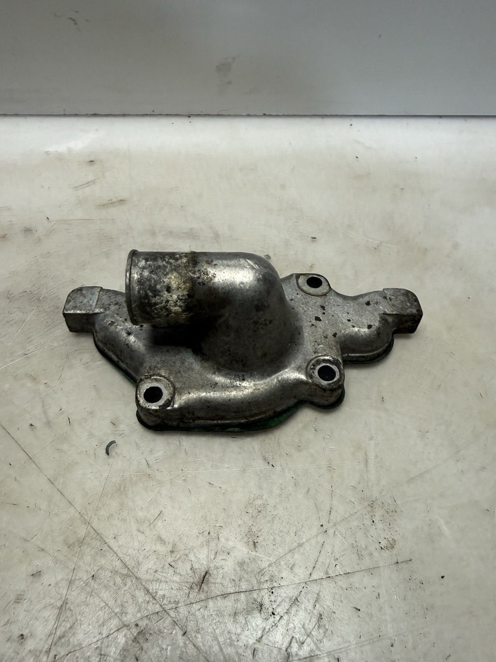 1995-1996 Ski-Doo OEM Engine Water Pump Housing Cover 420922553 MXZ Summit