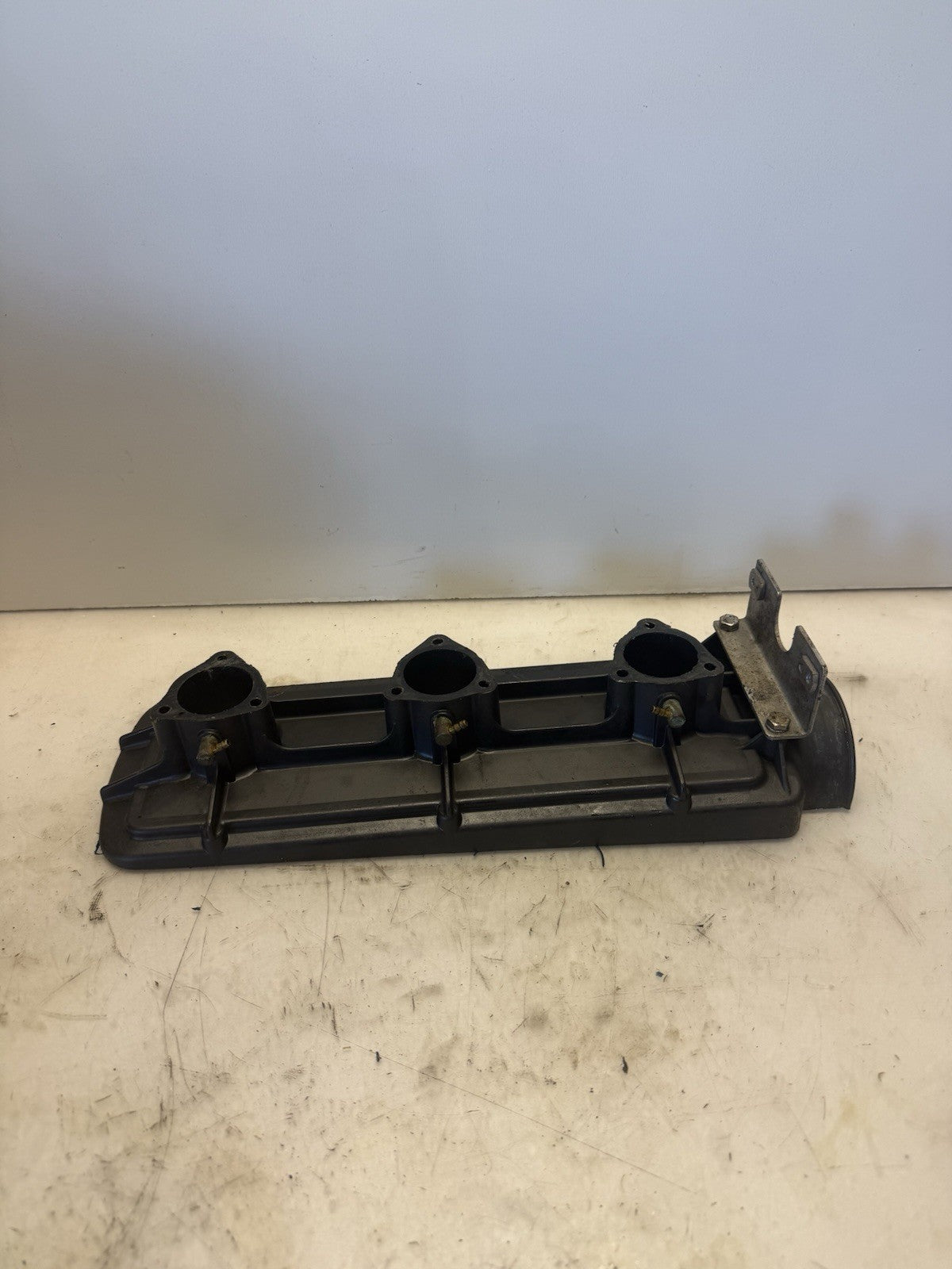 1995 Polaris SLT 750 OEM Air Intake LOWER 1253129