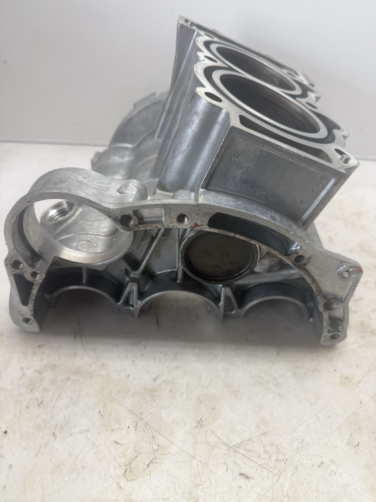2009 Polaris Sportsman 850 XP OEM Cases Upper Lower Crankcase 2204084