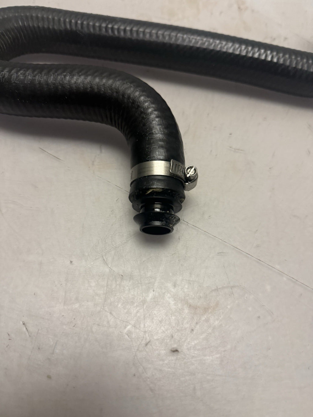 2004-2005 Sea-Doo RXP 215 OEM Intake Breather Hose 275500604