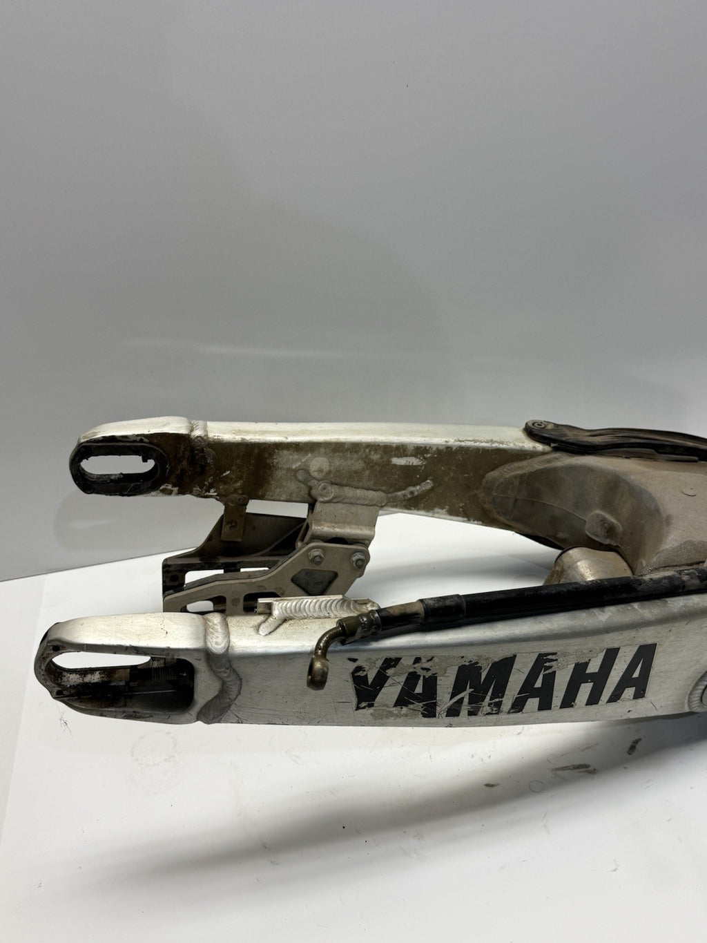 2003-2004 Yamaha YZ450F OEM Rear Suspension Swingarm 5UN-22110-00-00