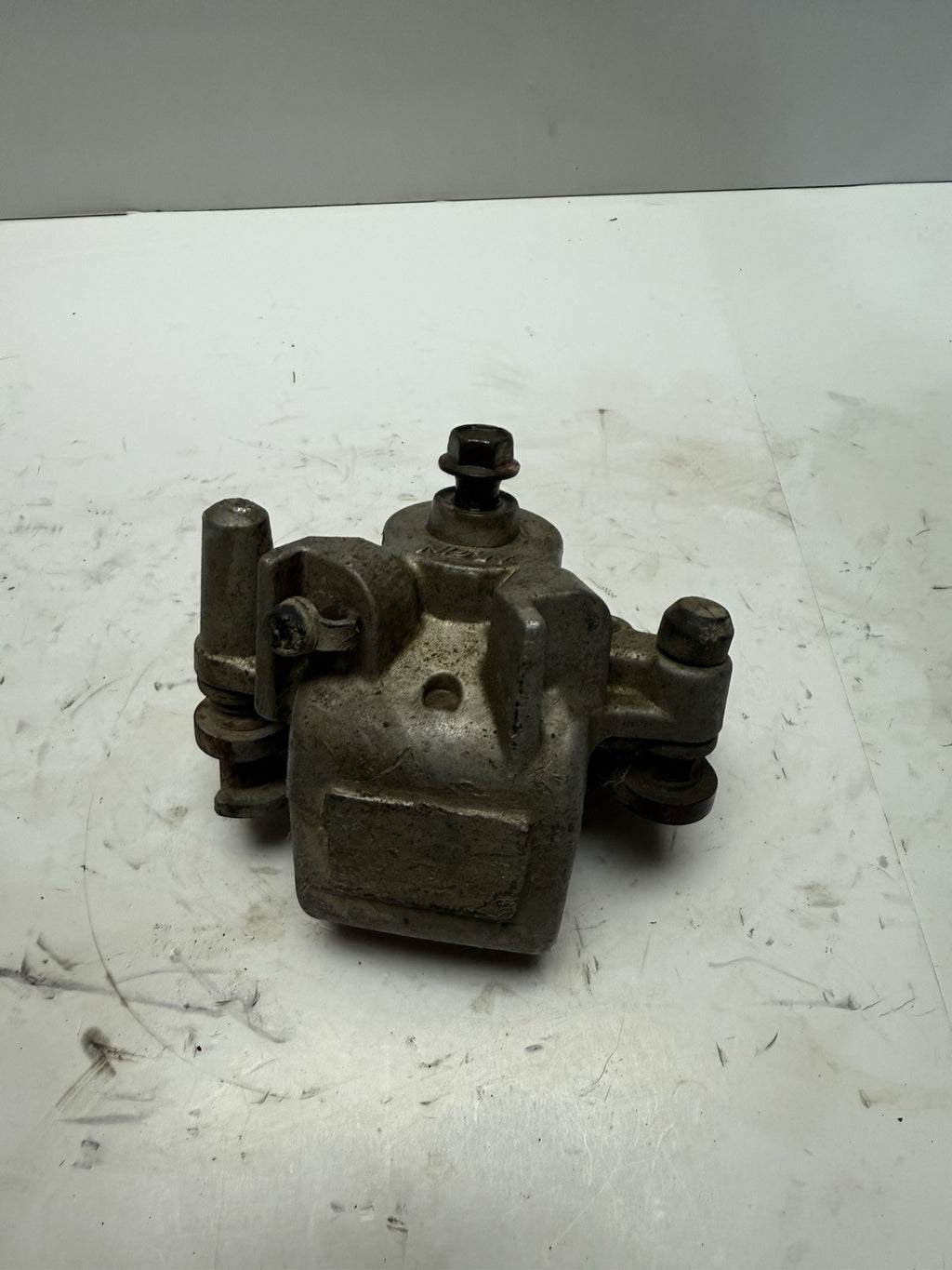 2005-2008 YAMAHA KODIAK 450 Rear Brake Caliper 1D9-2580V-02-00 165Y