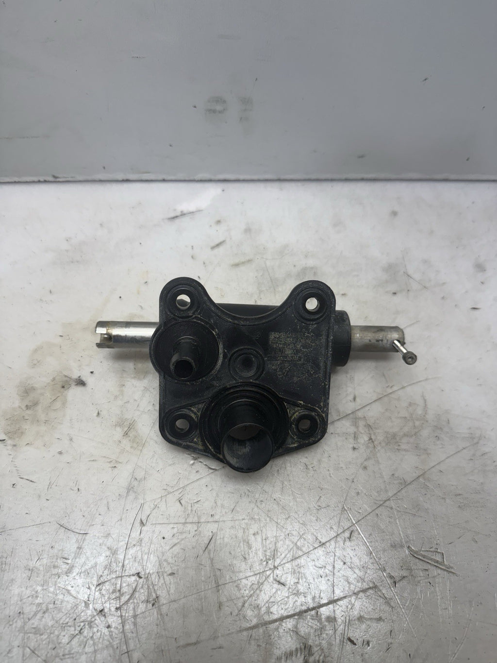 2003-2009 Sea-Doo GTX LTD / RXT 215 OEM LH Left Steering Cylinder 265000035