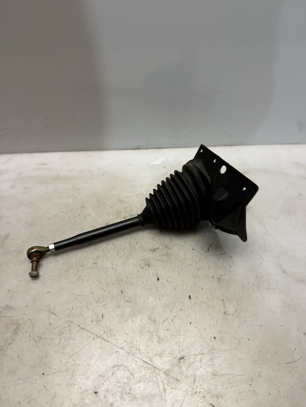 2006-2011 Polaris RMK Dragon OEM Steering Relay Tie Rod w/ Left Cover & Boot