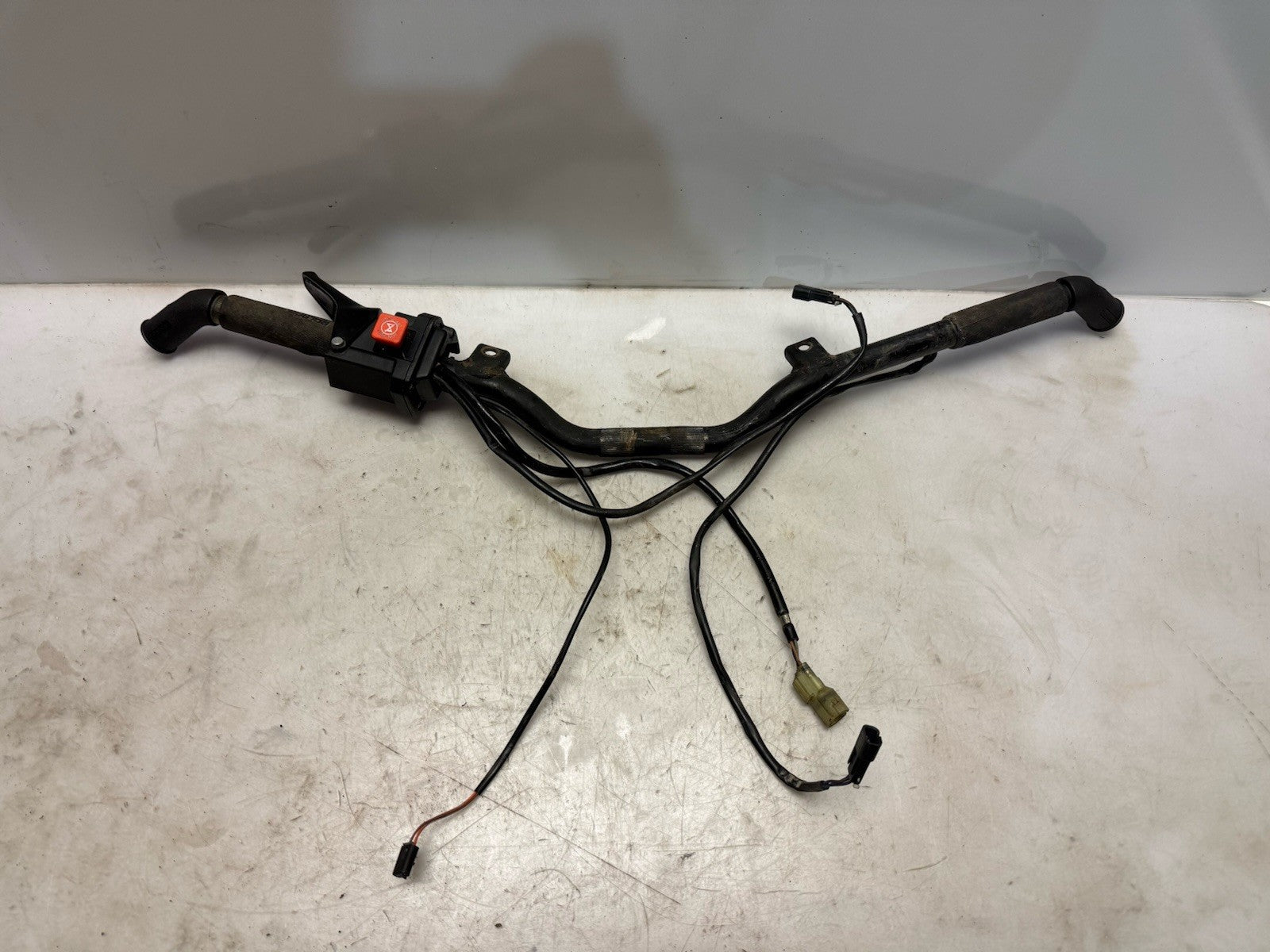 2007 Polaris OEM Handlebar w/ Throttle & Wiring Ass'y Dragon 700