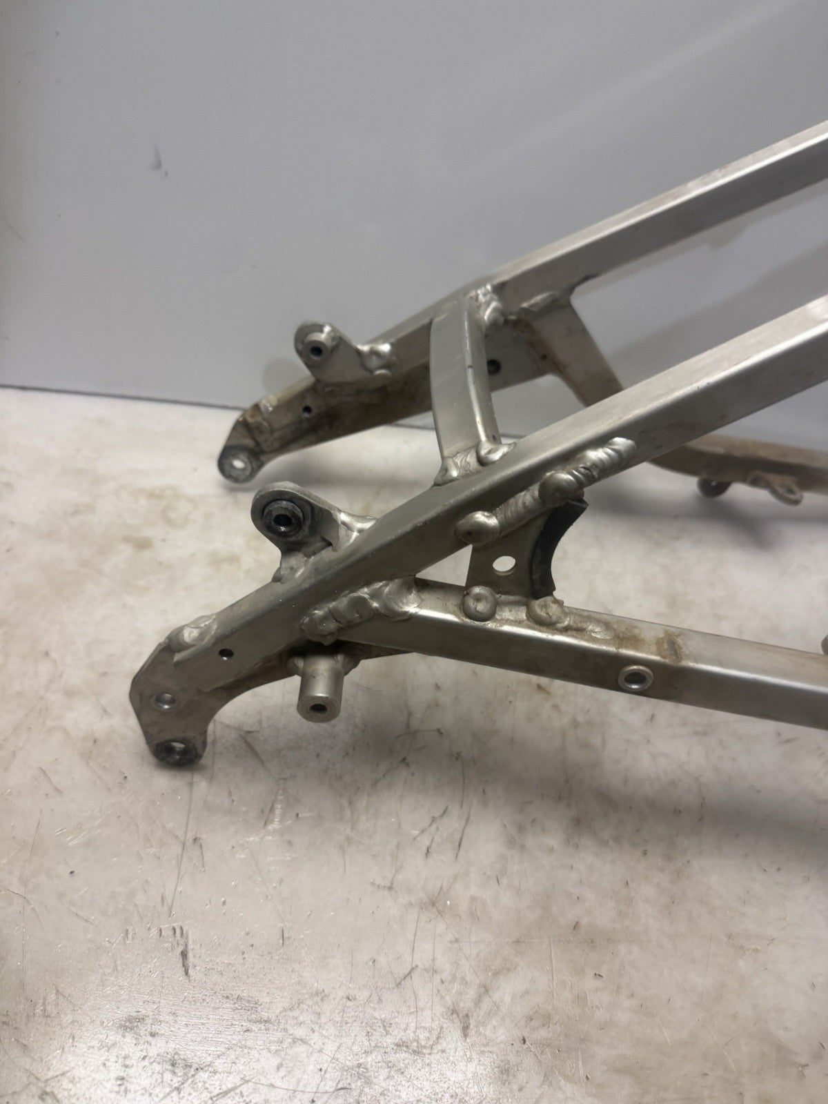 2000-2004 Suzuki DR-Z400E Subframe Rear Tail 41200-29F00