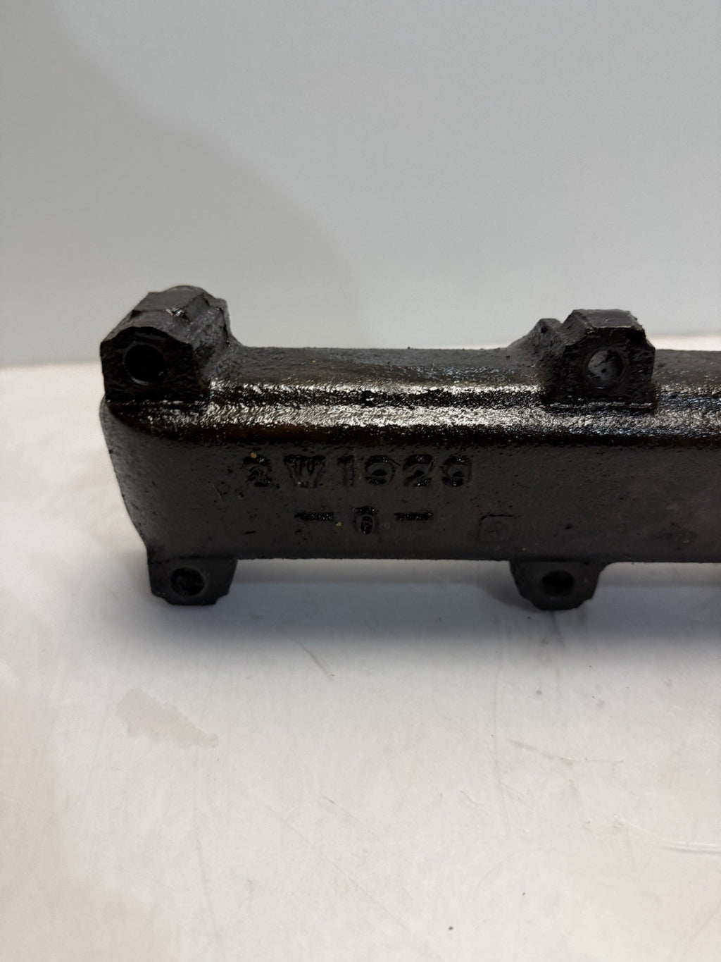 Caterpillar Cat 3208 OEM Right RH Exhaust Manifold 2W1929 Casting Number