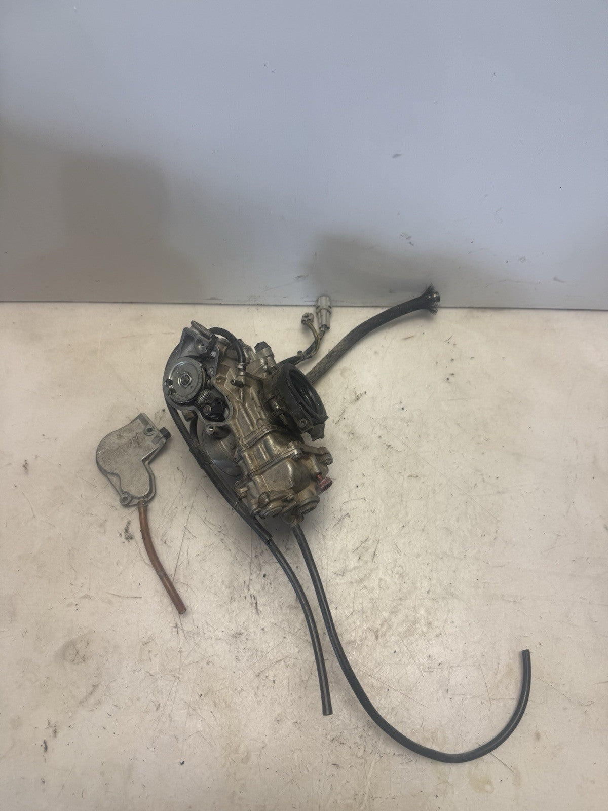 2004 Yamaha YFZ450 OEM Gas Fuel Intake Carburetor Ass’y