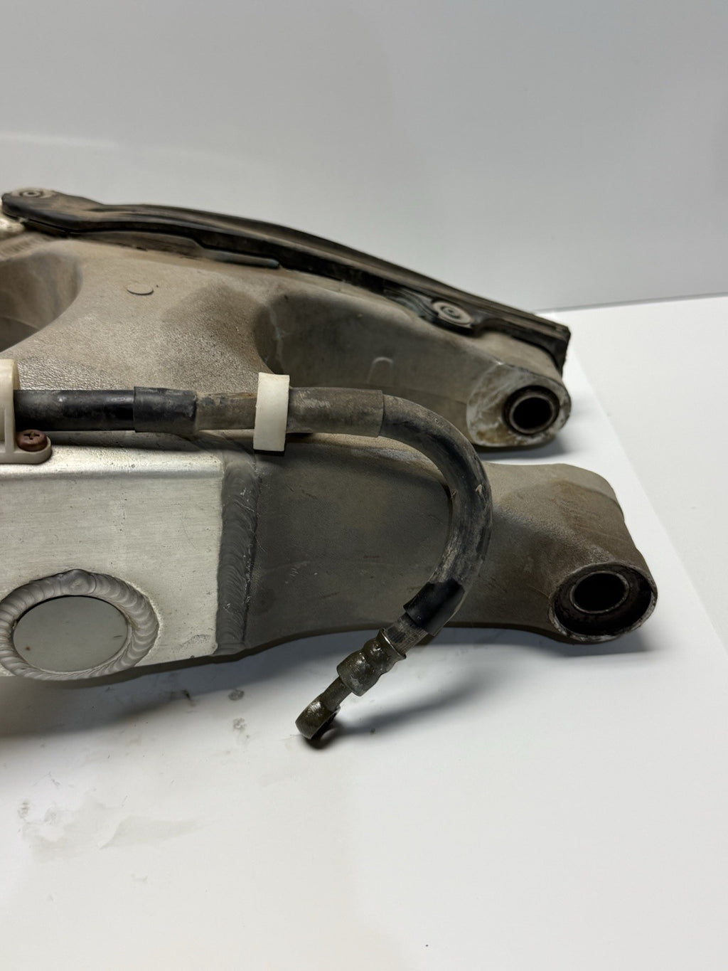 2003-2004 Yamaha YZ450F OEM Rear Suspension Swingarm 5UN-22110-00-00