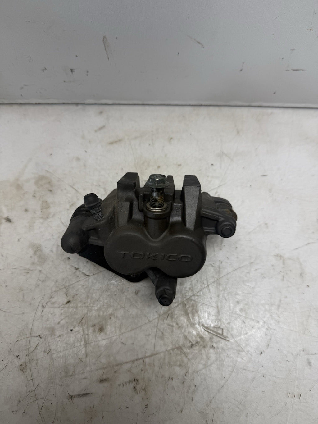 Suzuki GSX600F OEM Front Right Brake Caliper