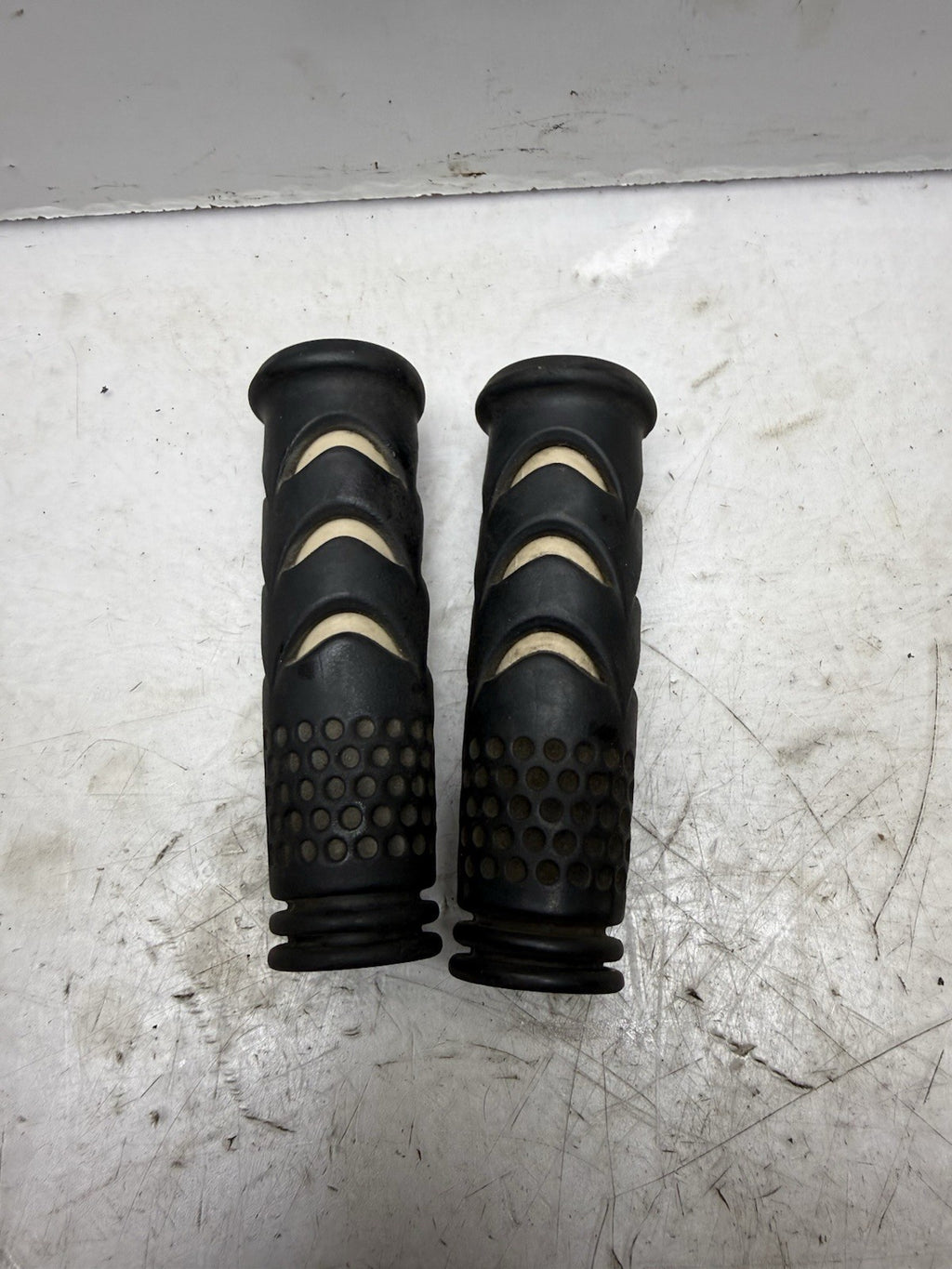 2003-2004 Sea-Doo GTX LTD OEM Handle Grip Set 277001130