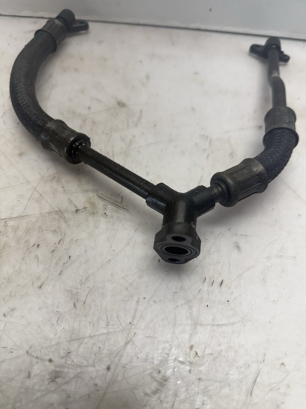 1988-1996 Suzuki GSX600F Katana 600 Oil Head Cooler Y Hose 1132827A04