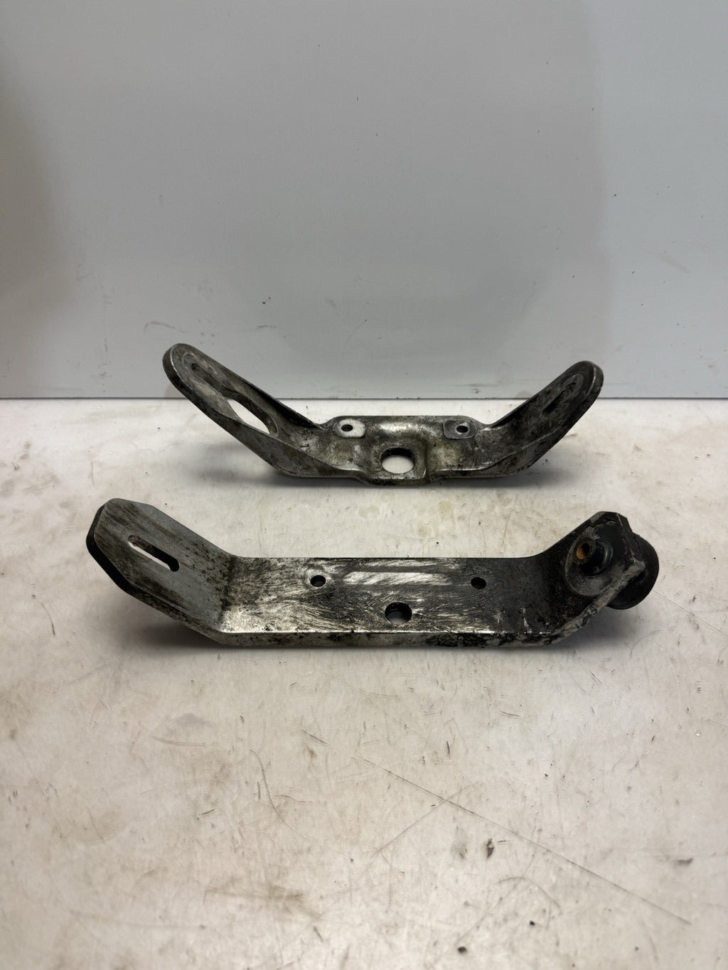 2007-2017 Polaris Dragon 700 OEM Left & Right Engine Motor Mount Strap Brace