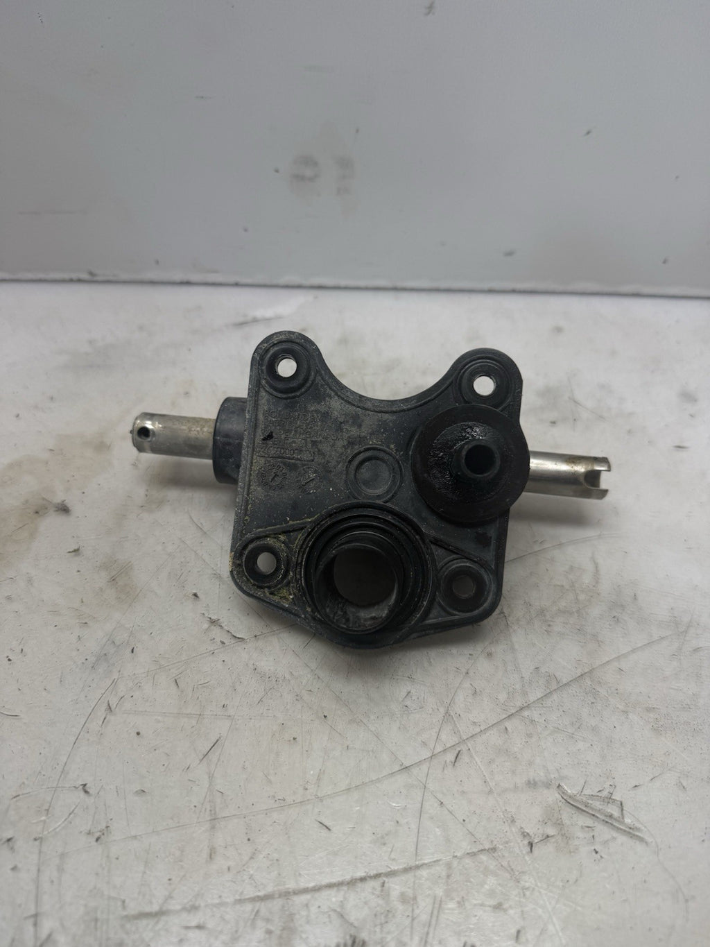 2004-2006 Sea-Doo OEM LH Left Hand Steering Cylinder Ass'y GTX RXT 4-TEC