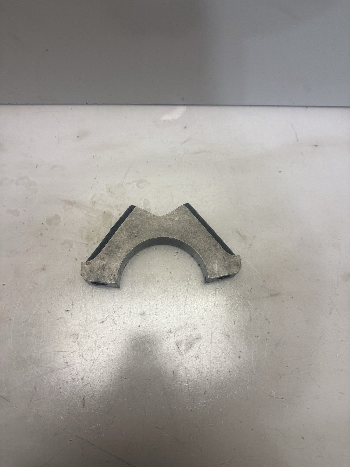 Caterpillar Diesel 3208 Main Bearing Cap ML5E28