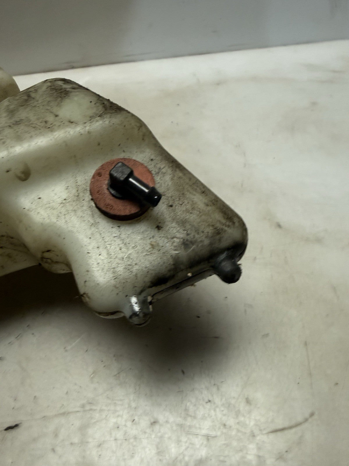 2007-2015 Polaris IQ Shift / RMK / Switchback 600 OEM Oil Tank 2520650