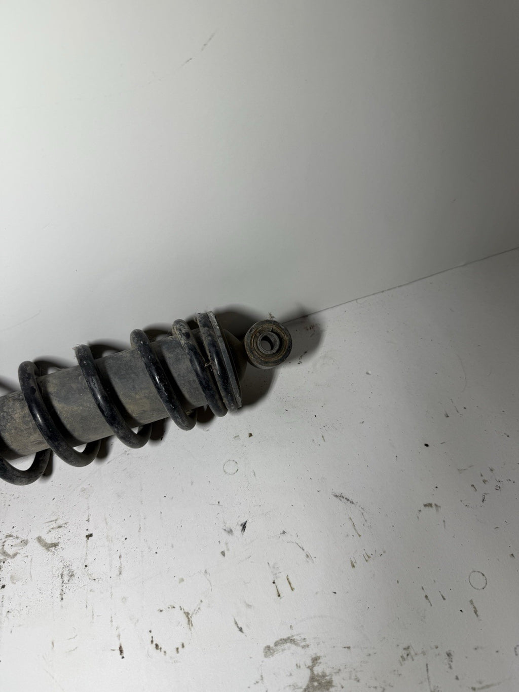 2005-2007 Yamaha YFM450 Kodiak Grizzly 450 OEM Rear Shock Absorber Damper Spring