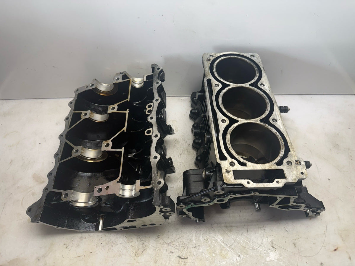 FRESHWATER 2004-2005 Sea-Doo GTX 155 / RXT 215 OEM Engine Cylinder Block Cases