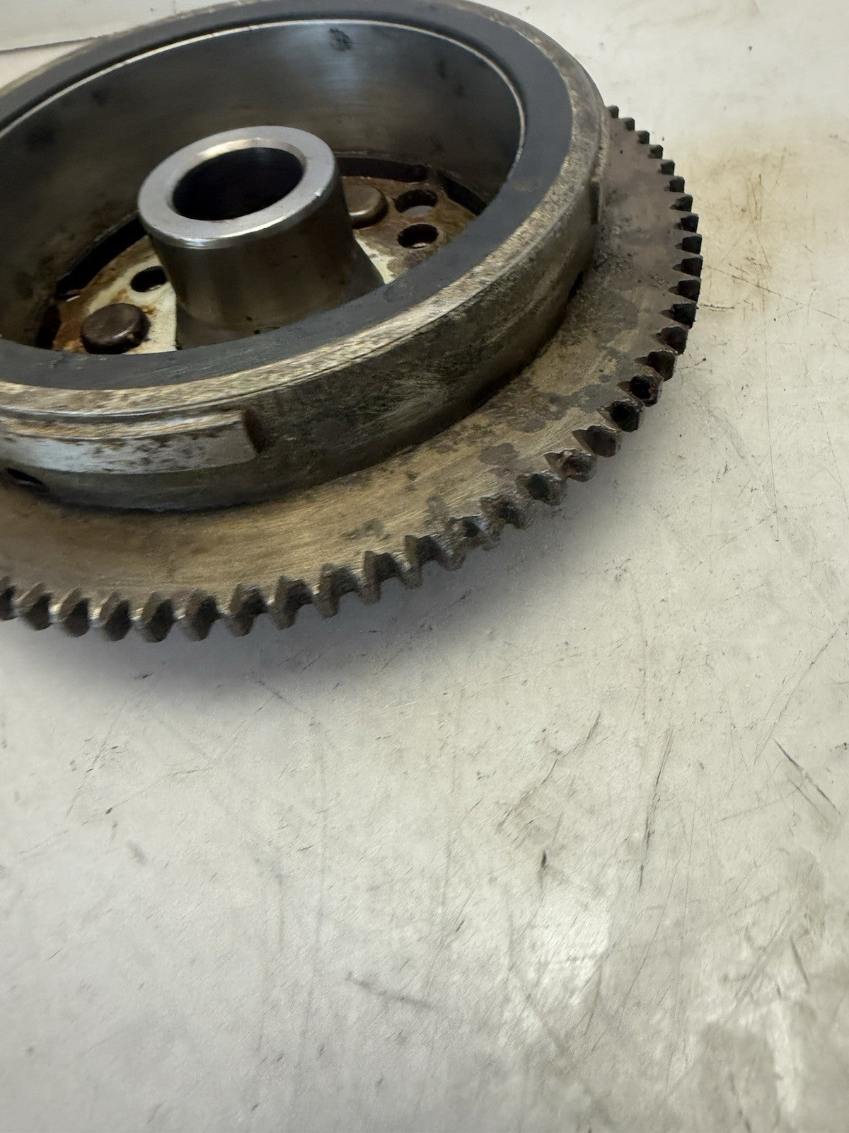 1994-1995 POLARIS SLT 750 SL 750 OEM FLYWHEEL ROTOR HUB 3240215