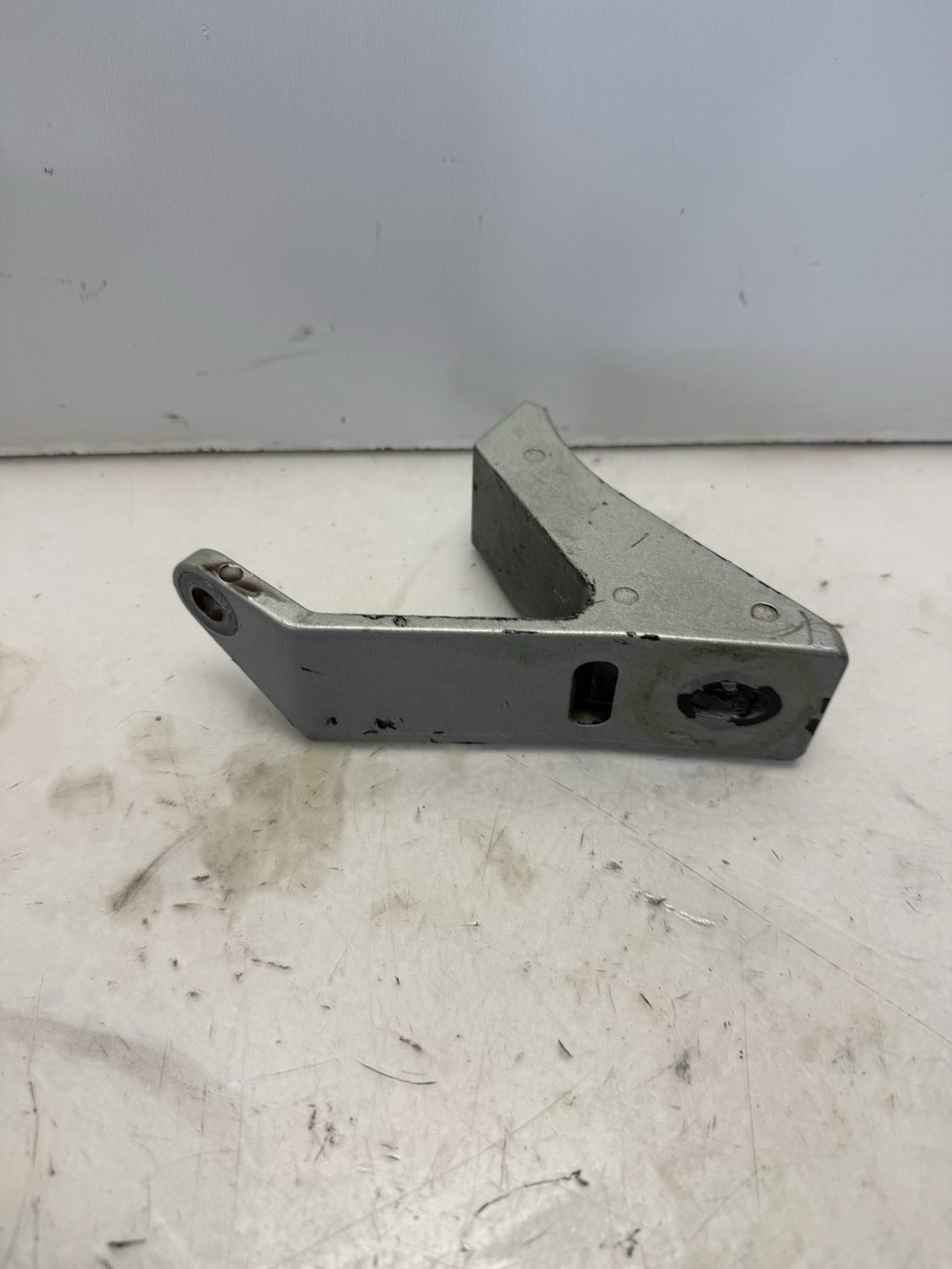 1997-2003 Sea-Doo GTI GS 720 OEM Left LH Engine Mount 270000181