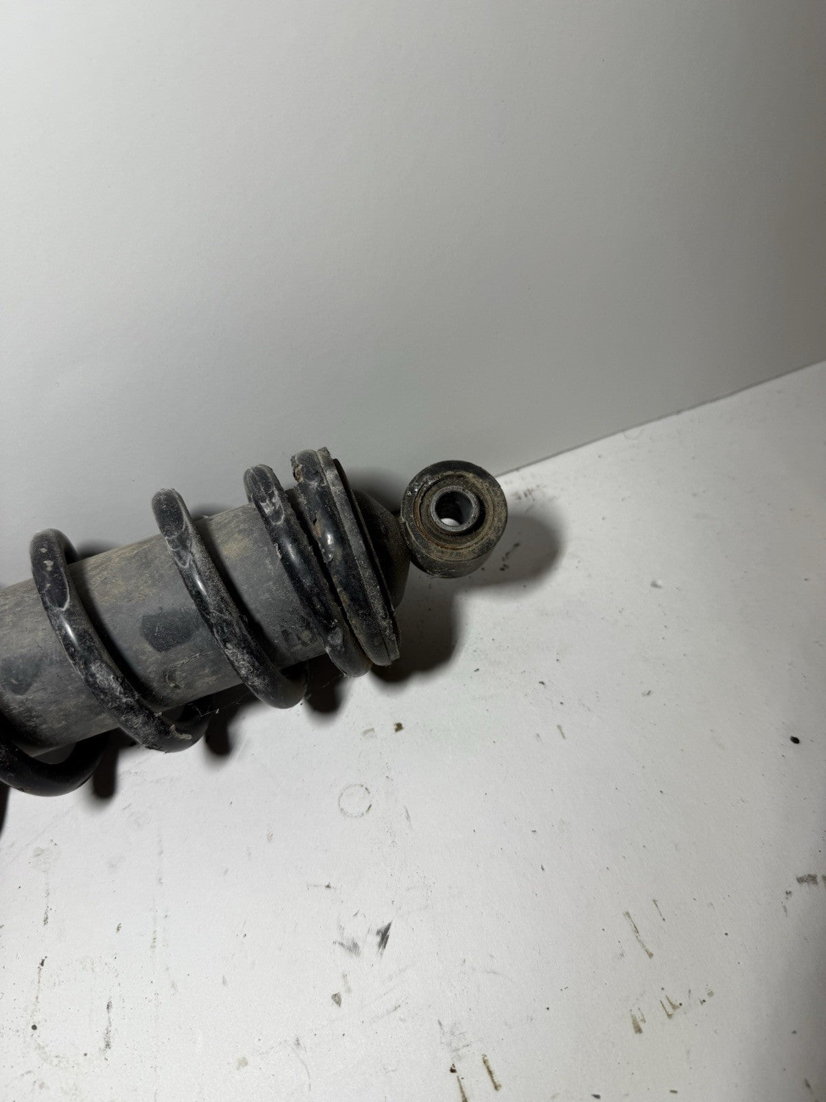 2005-2007 Yamaha YFM450 Kodiak Grizzly 450 OEM Rear Shock Absorber Damper Spring