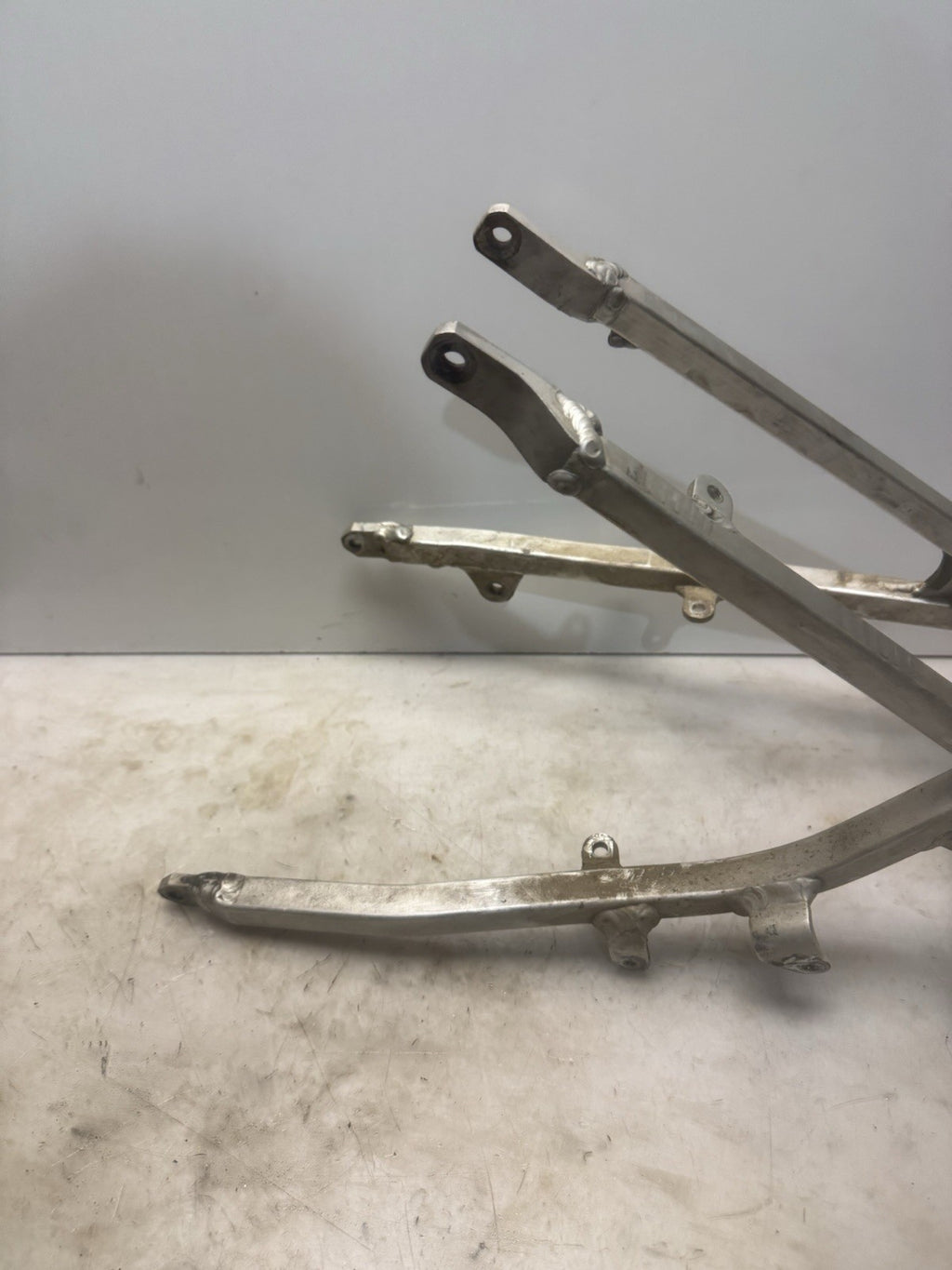 2000-2004 Suzuki DR-Z400E Subframe Rear Tail 41200-29F00