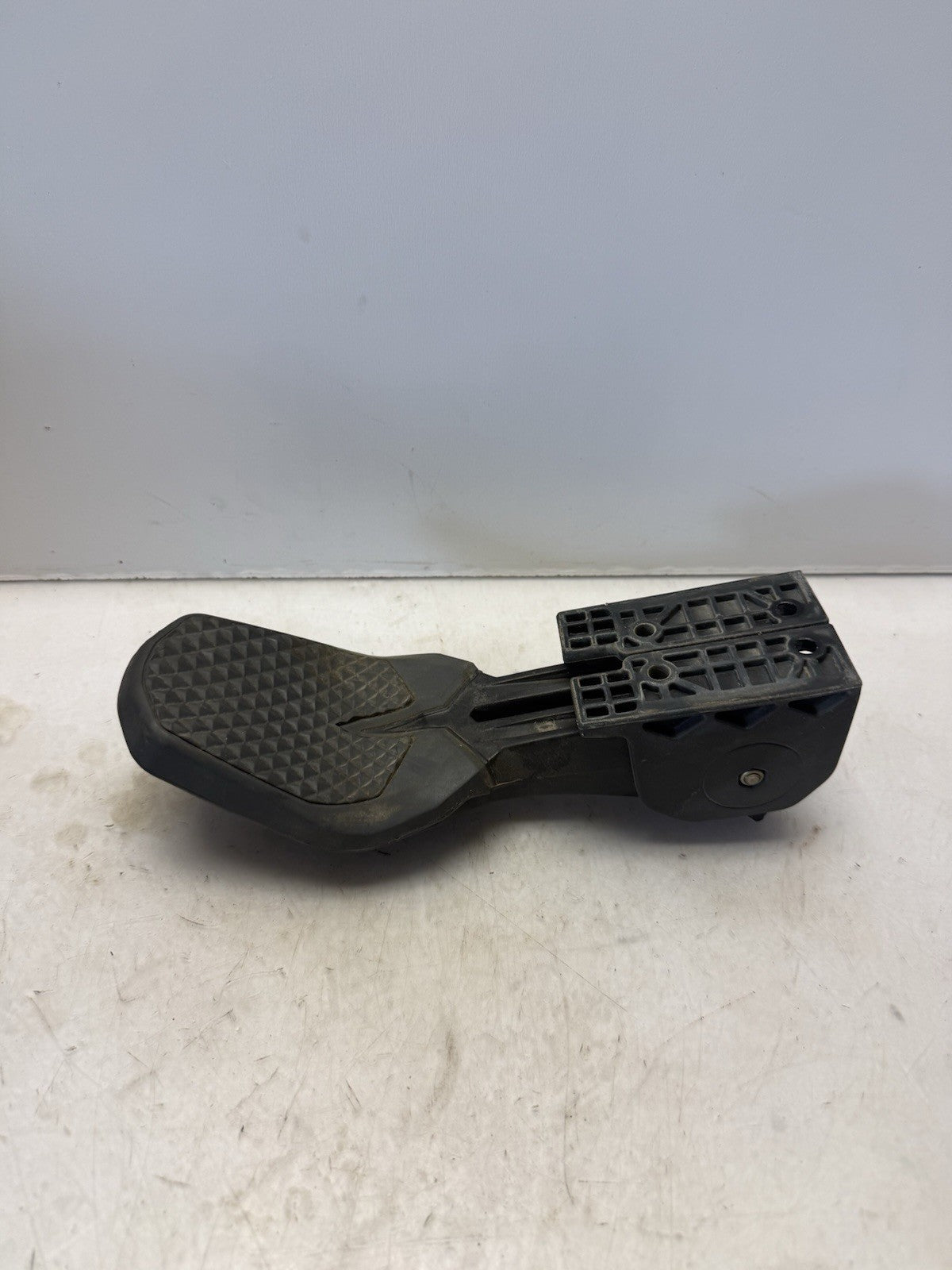 2015-2026 Sea-Doo SPARK 90 SPARK 900 HO ACE OEM Reboarding Step 295100642