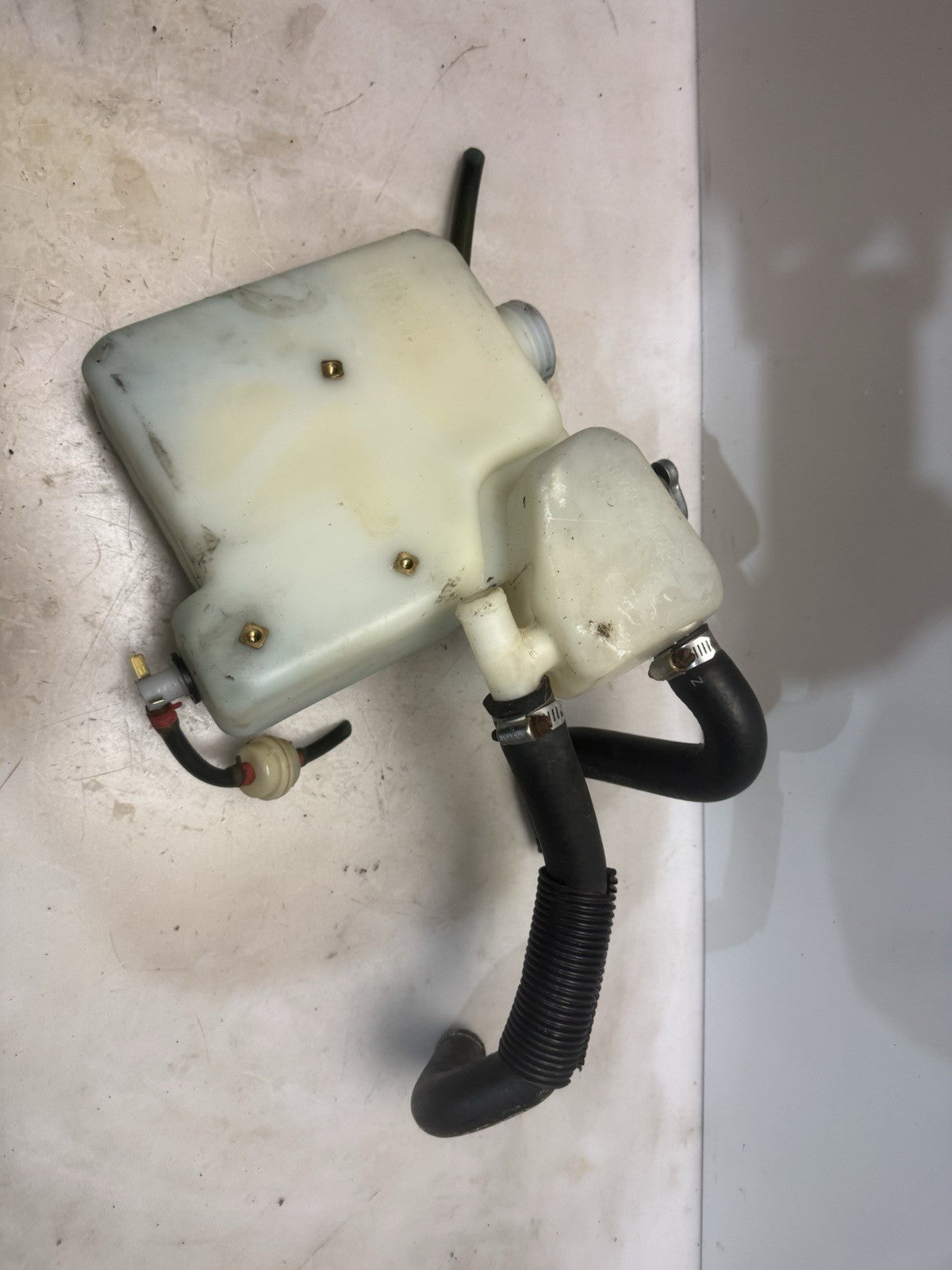 1995-1999 Ski-Doo Formula 500 MXZ 583 OEM Coolant / Oil Tank Assy - 572076900