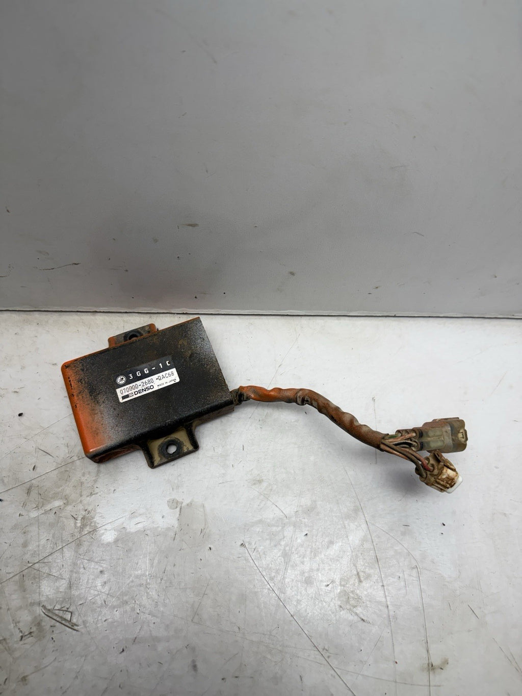 1997-2006 YAMAHA BANSHEE YFZ350 OEM CDI ECU IGNITION UNIT BOX 3GG-85540-11-00