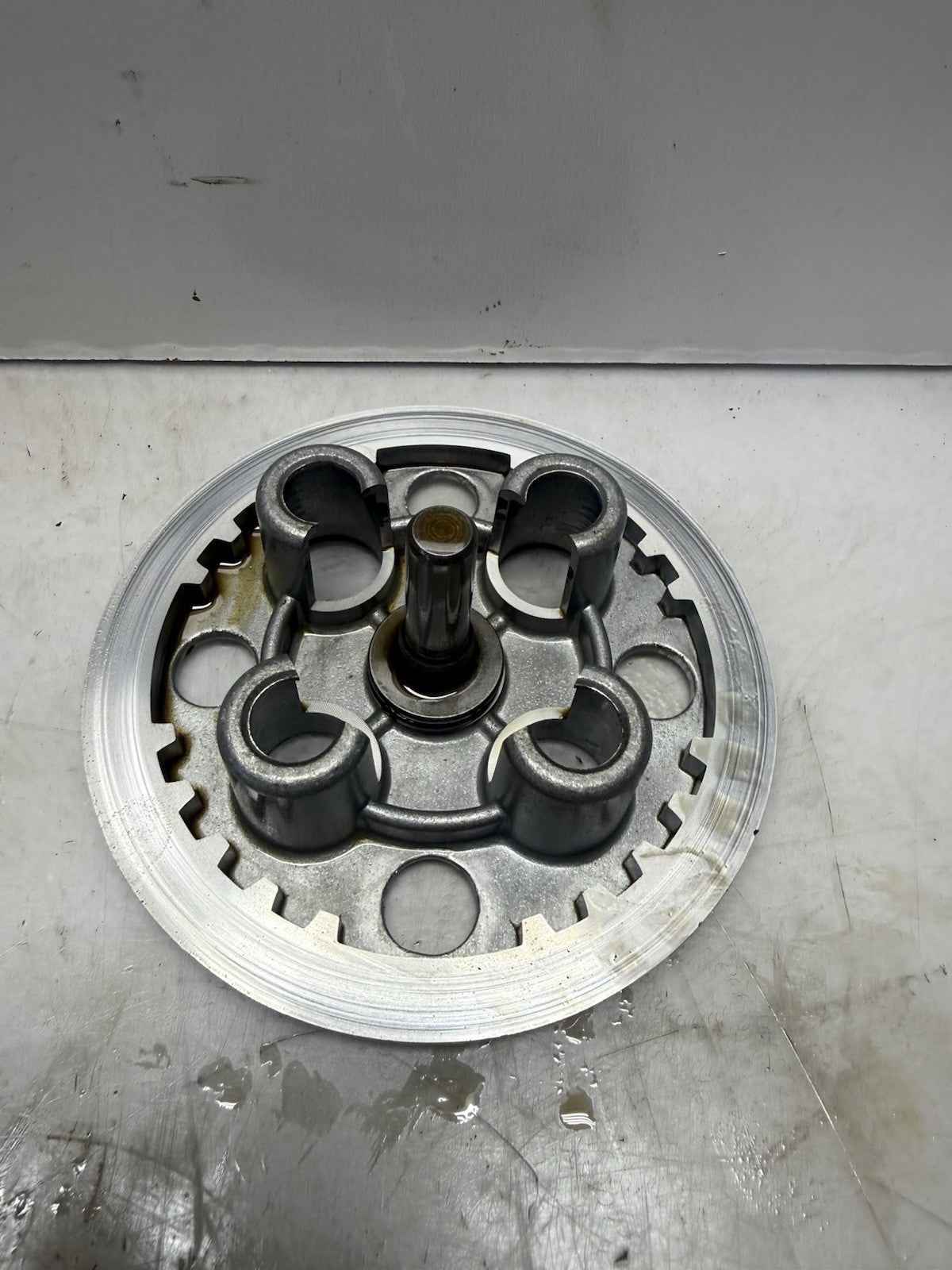 1996-2006 Suzuki GSX600F Katana OEM Clutch Basket Ass’y