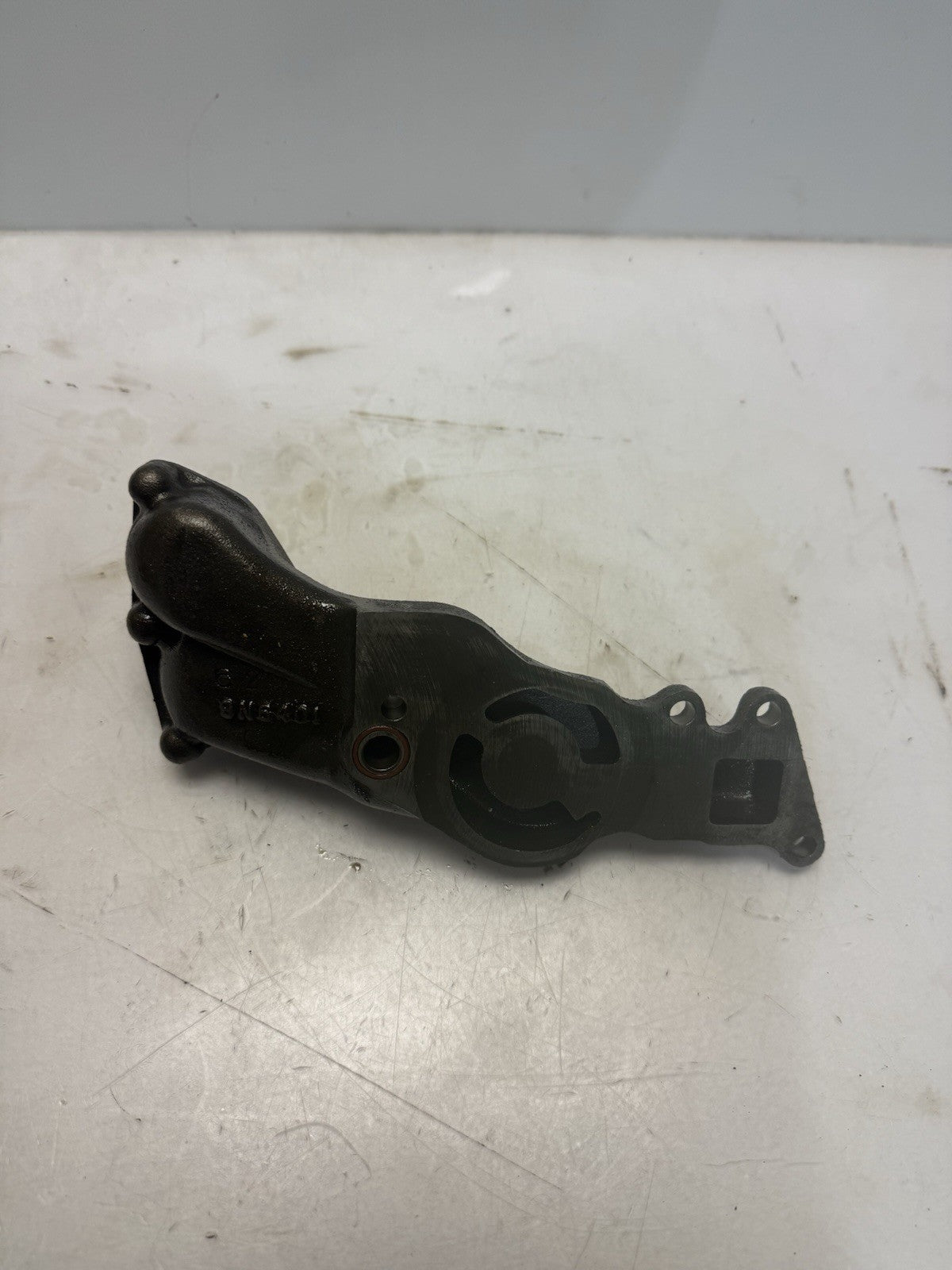Caterpillar CAT 3208 OEM Engine Motor Oil Pump Cover Assembly 9N249