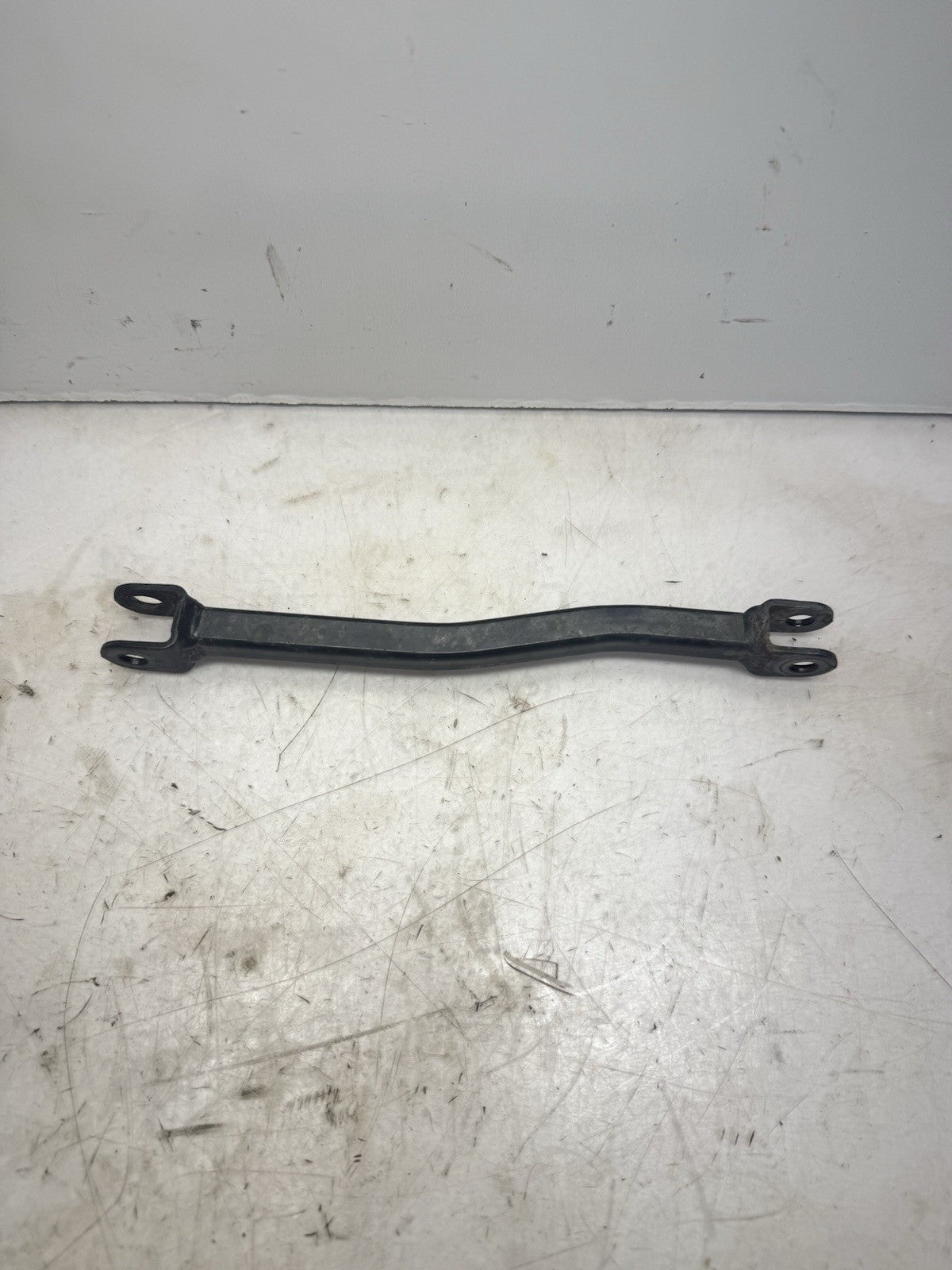 1998-2006 SUZUKI KATANA GSX600F REAR BACK BRAKE TORQUE ROD SHAFT BAR 64310-08F00