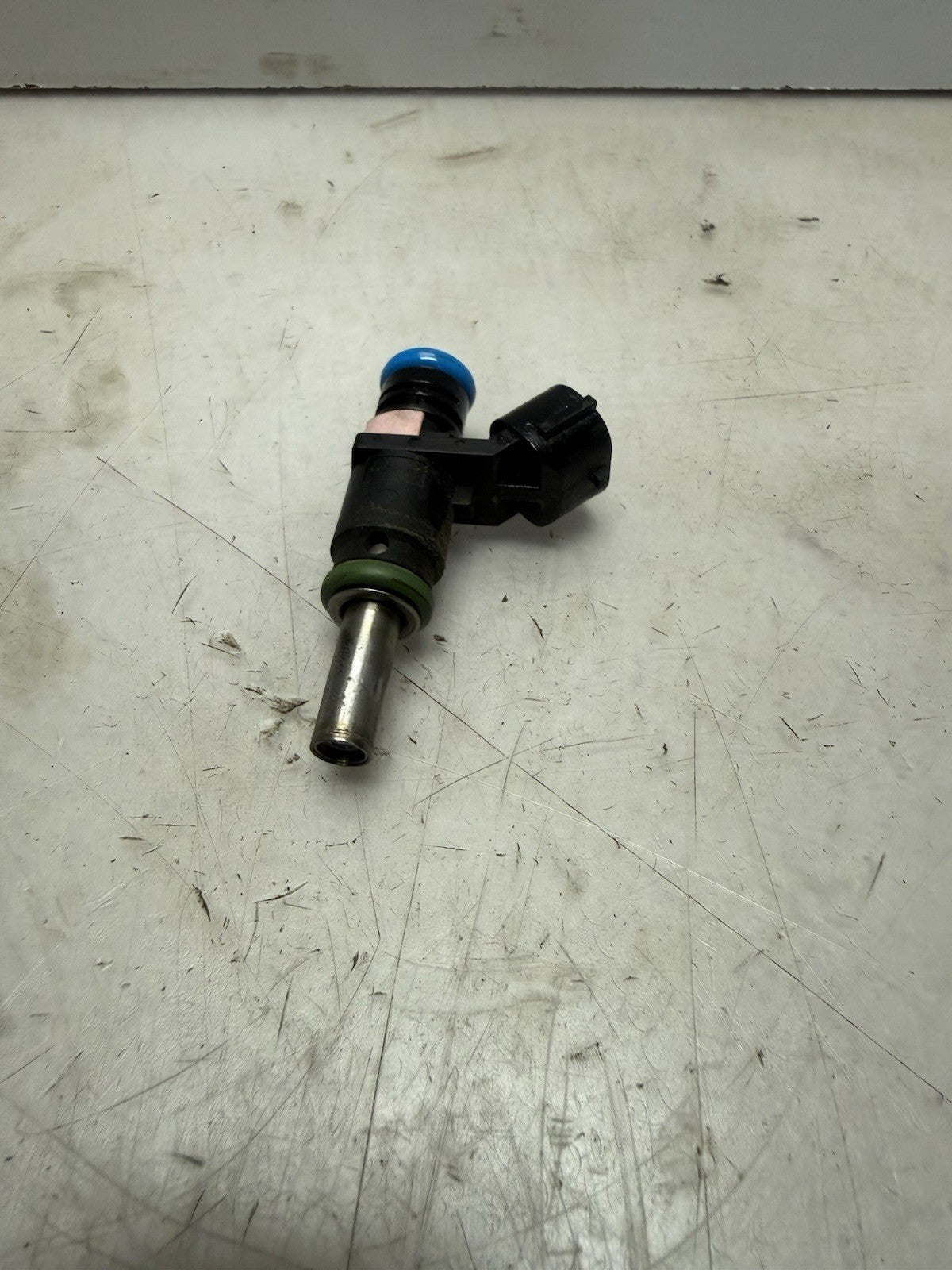 2014-2018 Sea-Doo SPARK Trixx 900 OEM Gas Fuel Injector 420874838 420874847