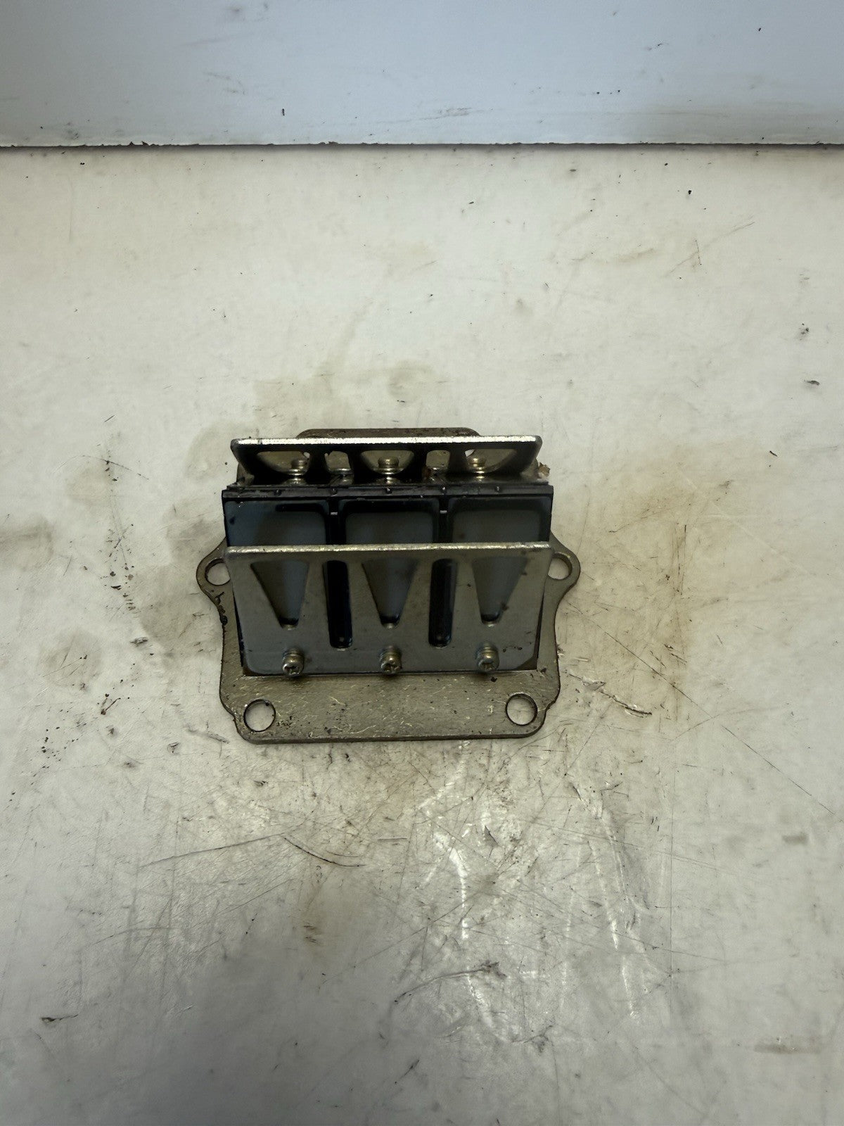 1992-1997 POLARIS SL SLX SLT 650 750 780 OEM REED VALVE ASSEMBLY & STUFFER