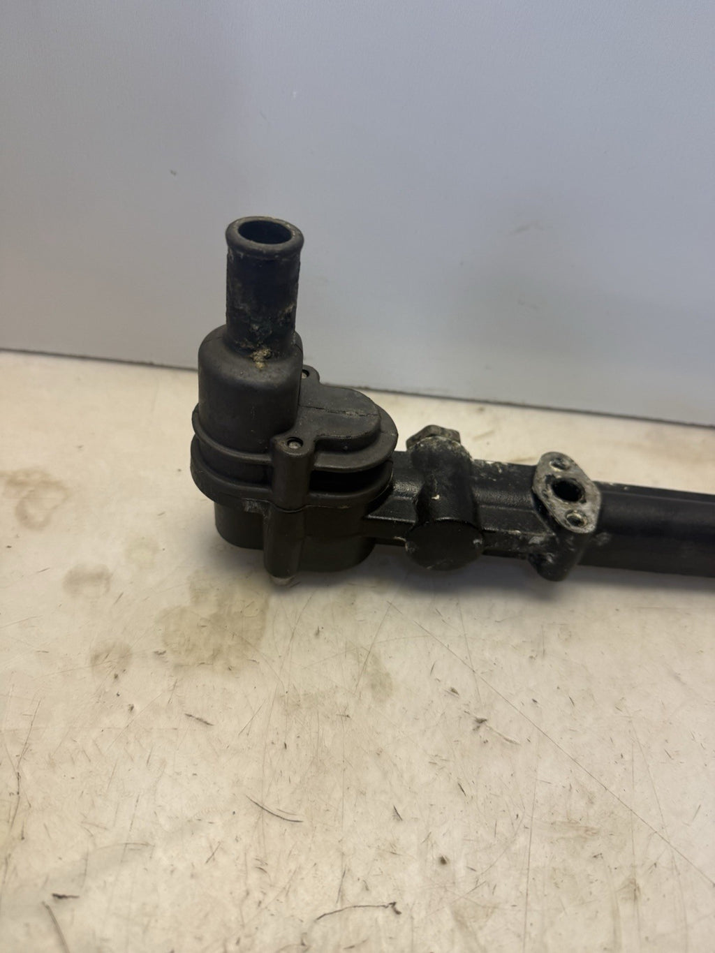 2003-2004 POLARIS MSX-140 PWC OEM WATER RAIL COOLING HEAD PIPE