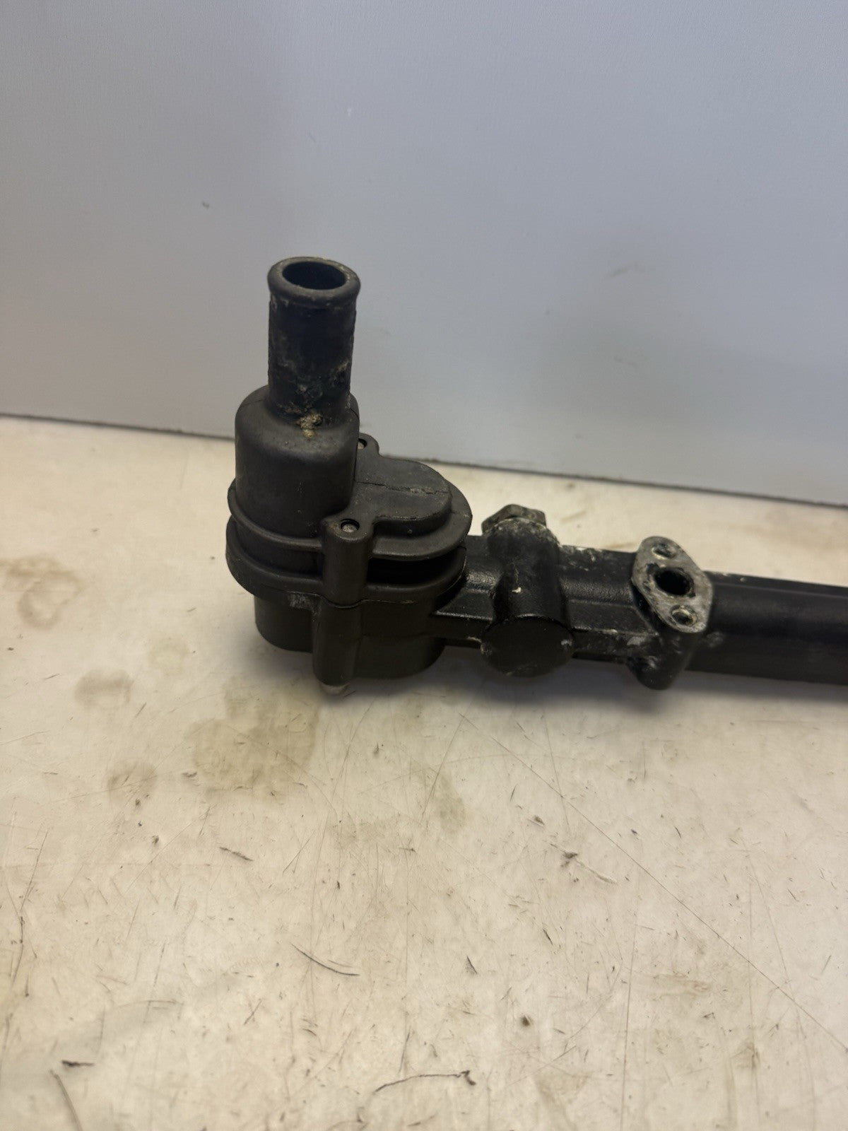 2003-2004 POLARIS MSX-140 PWC OEM WATER RAIL COOLING HEAD PIPE