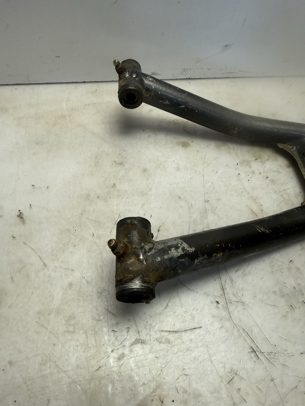 2004-2013 Yamaha YFZ450 OEM RIGHT RH LOWER CONTROL A-ARM