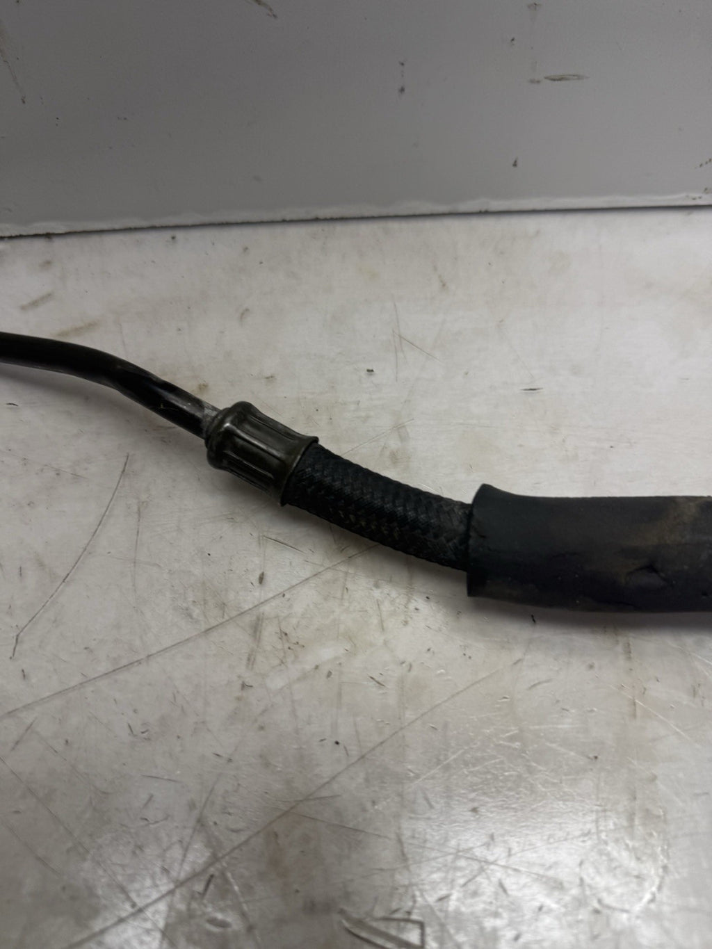 1998-2006 SUZUKI KATANA GSX750 GSX600F OEM LEFT LH OIL COOLER HOSE