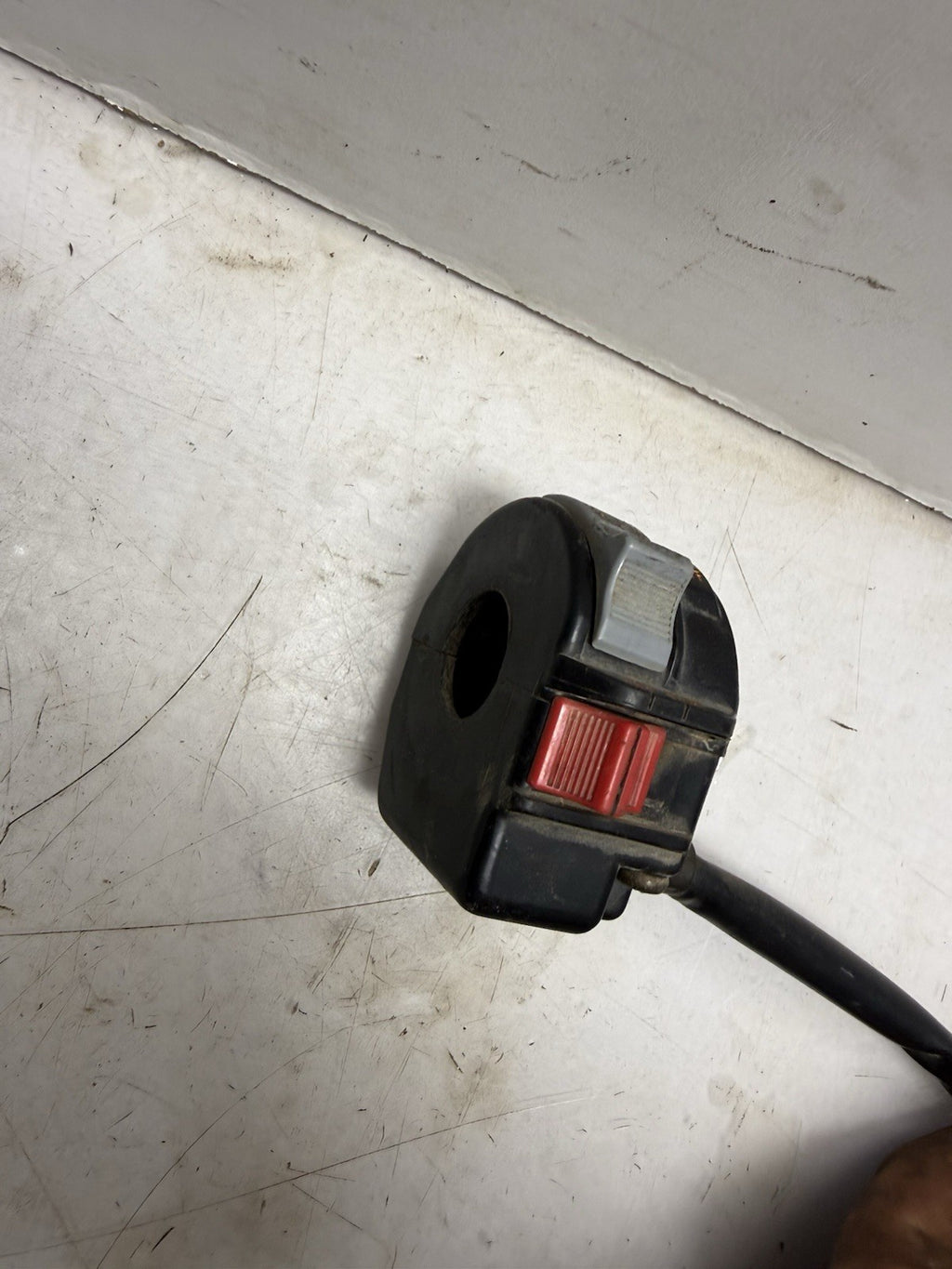 2002-2006 Yamaha Banshee OEM Handlebar Headlight On Off Engine Stop Switch