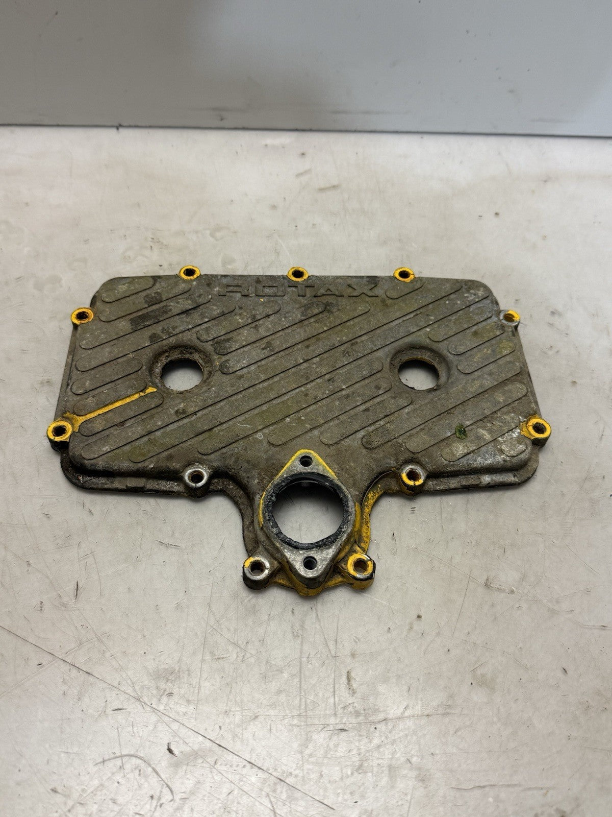 1996-1998 Ski-doo Formula 500 OEM Cylinder Head Cover 420913838