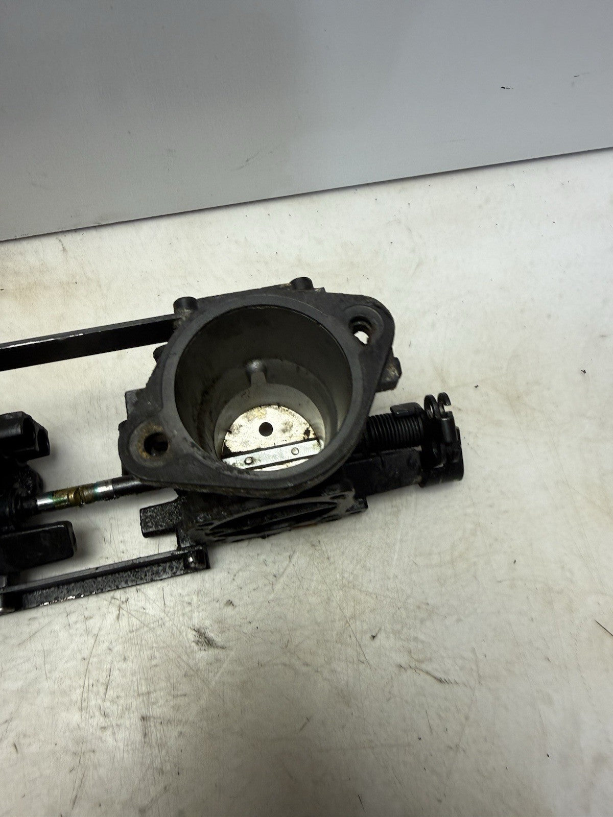 2003-2004 Polaris MSX140 OEM Intake Throttle Body Ass’y 3 Triple Barrel 1253497